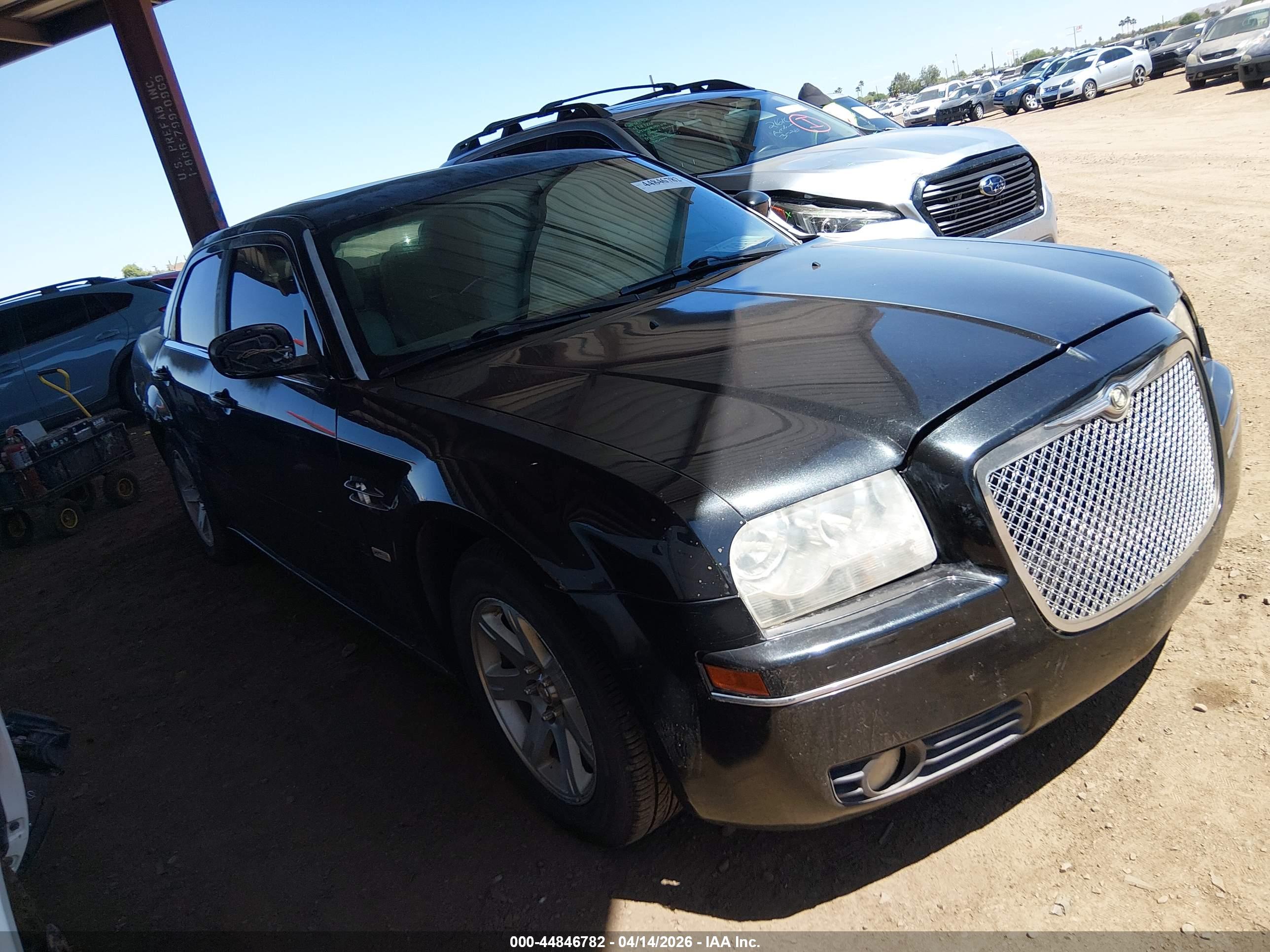 CHRYSLER 300 image 6