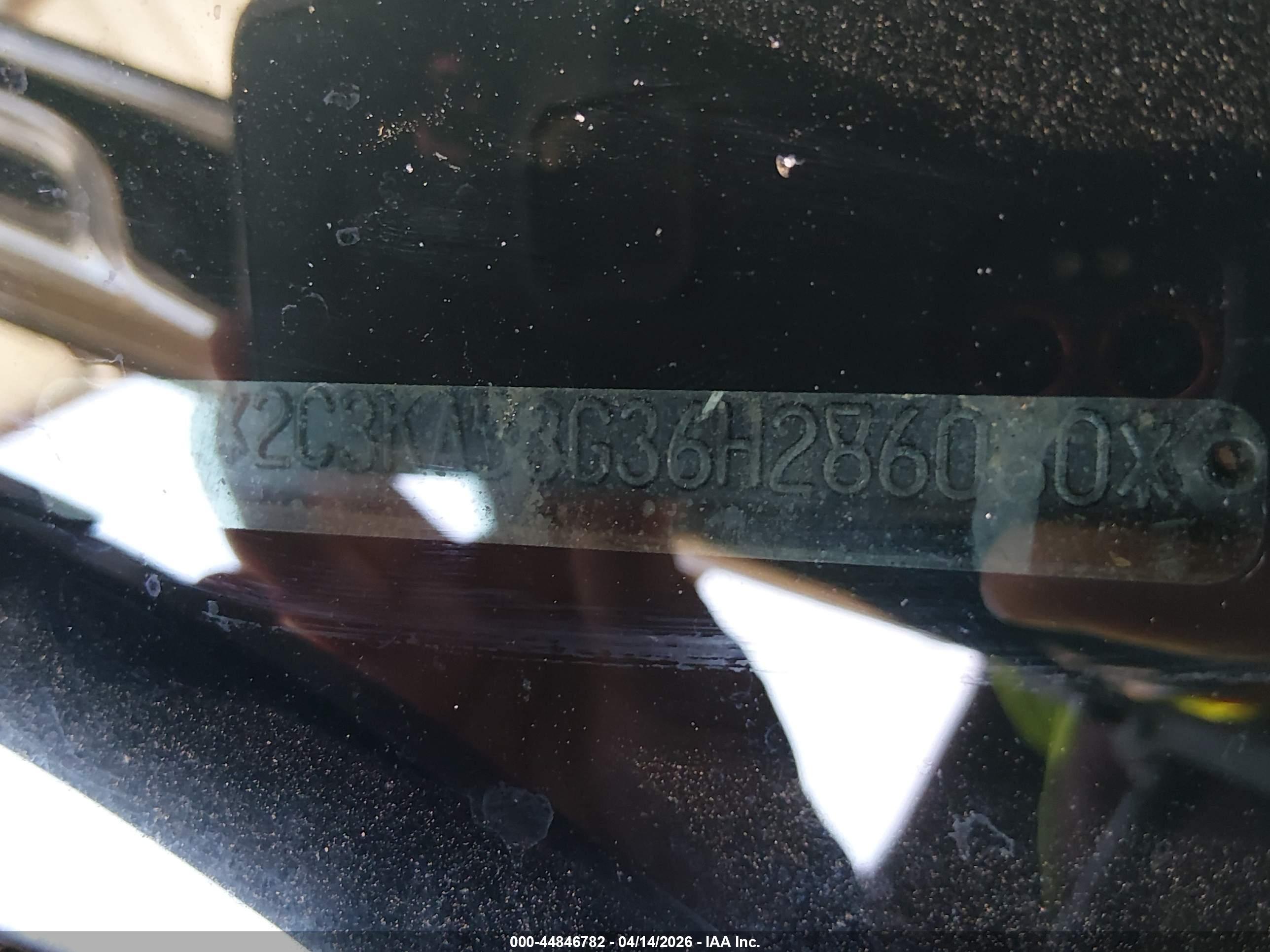 CHRYSLER 300 image 9