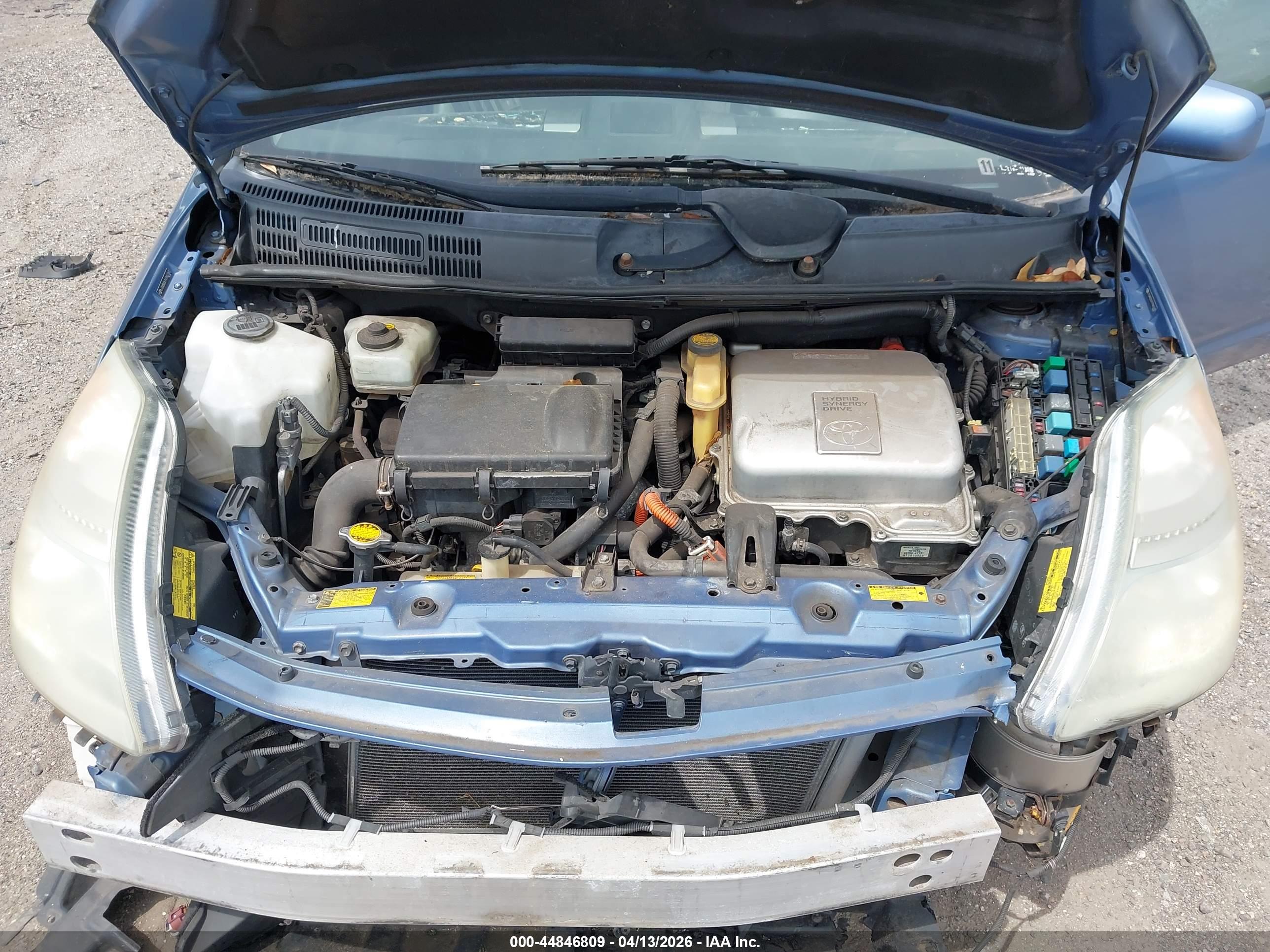 TOYOTA PRIUS image 10