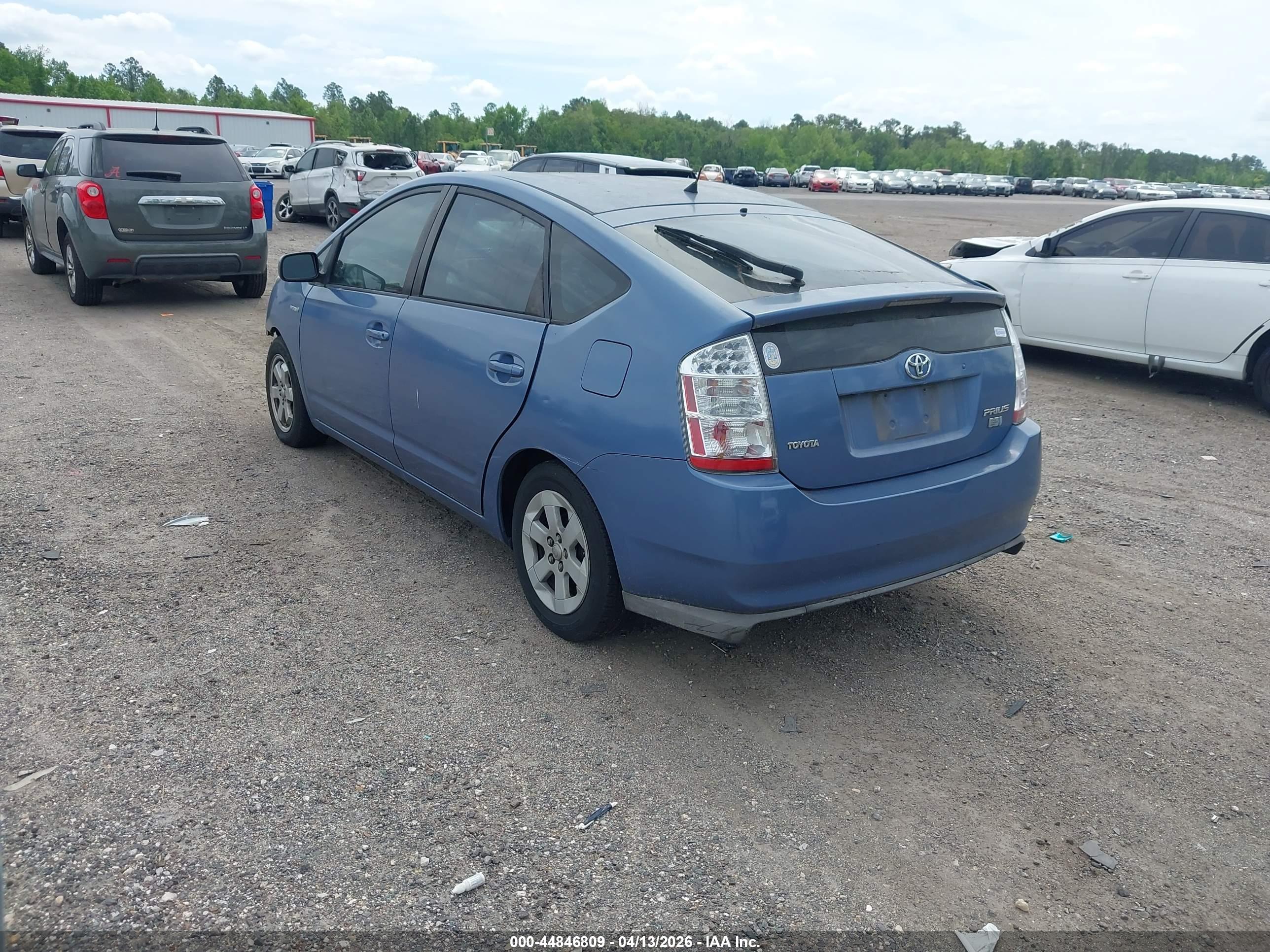TOYOTA PRIUS image 3