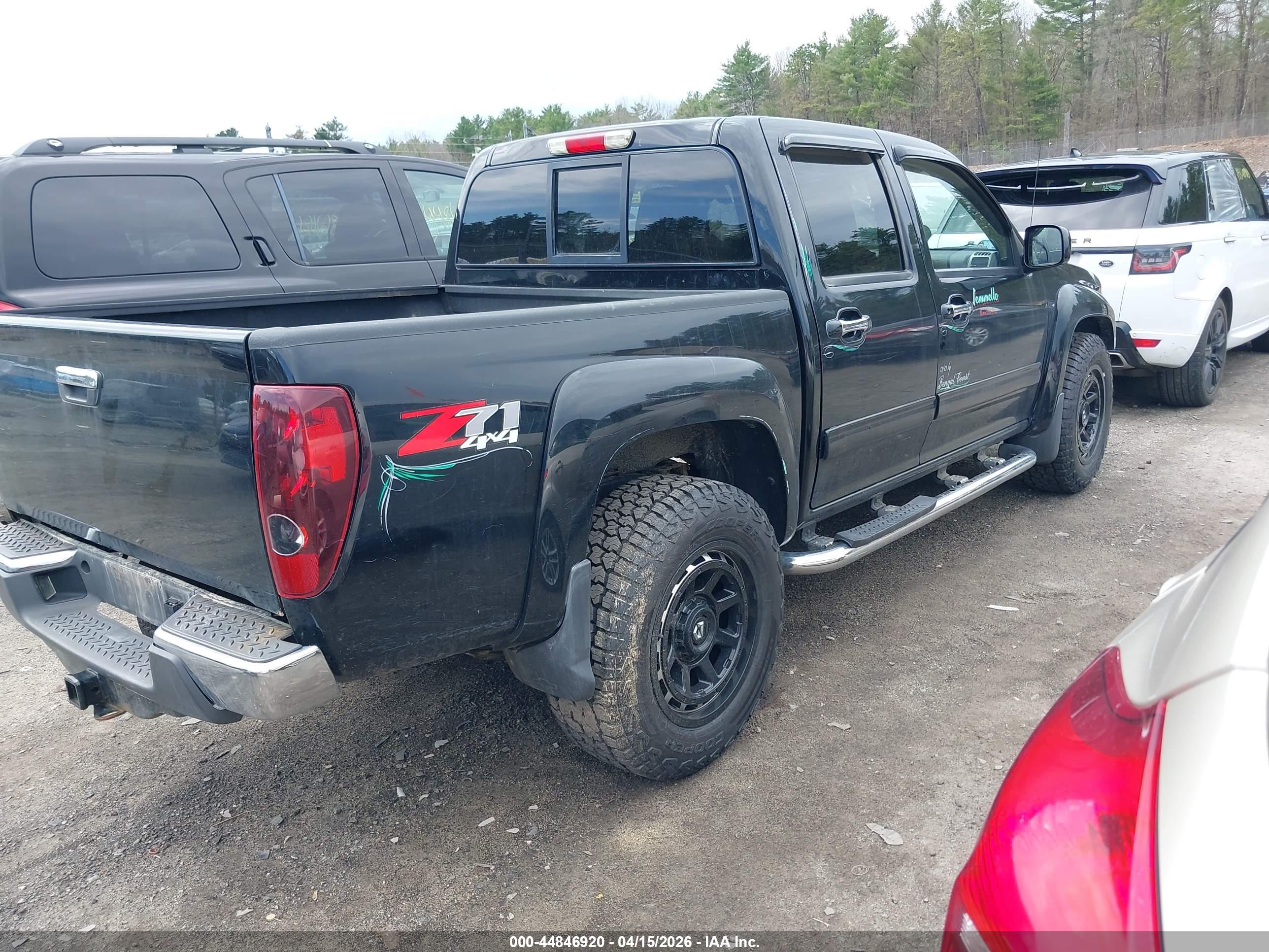 CHEVROLET COLORADO image 4