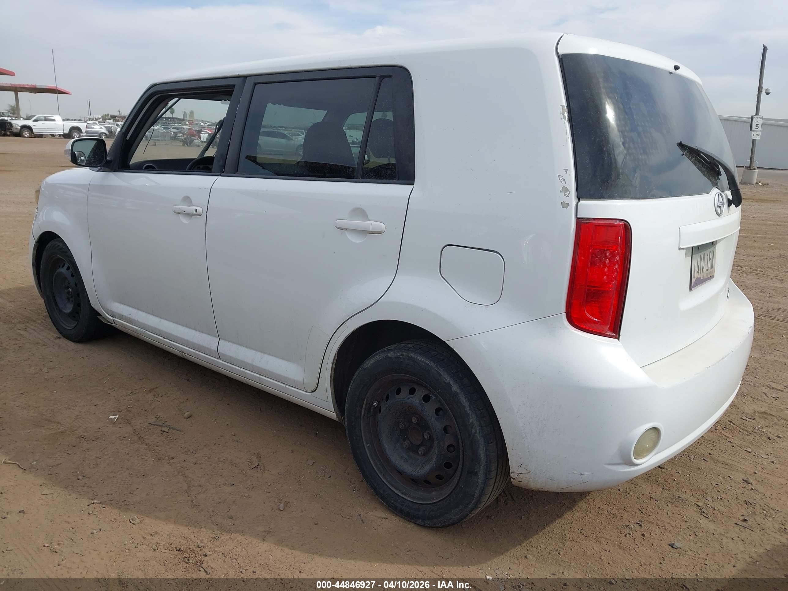 SCION XB image 3