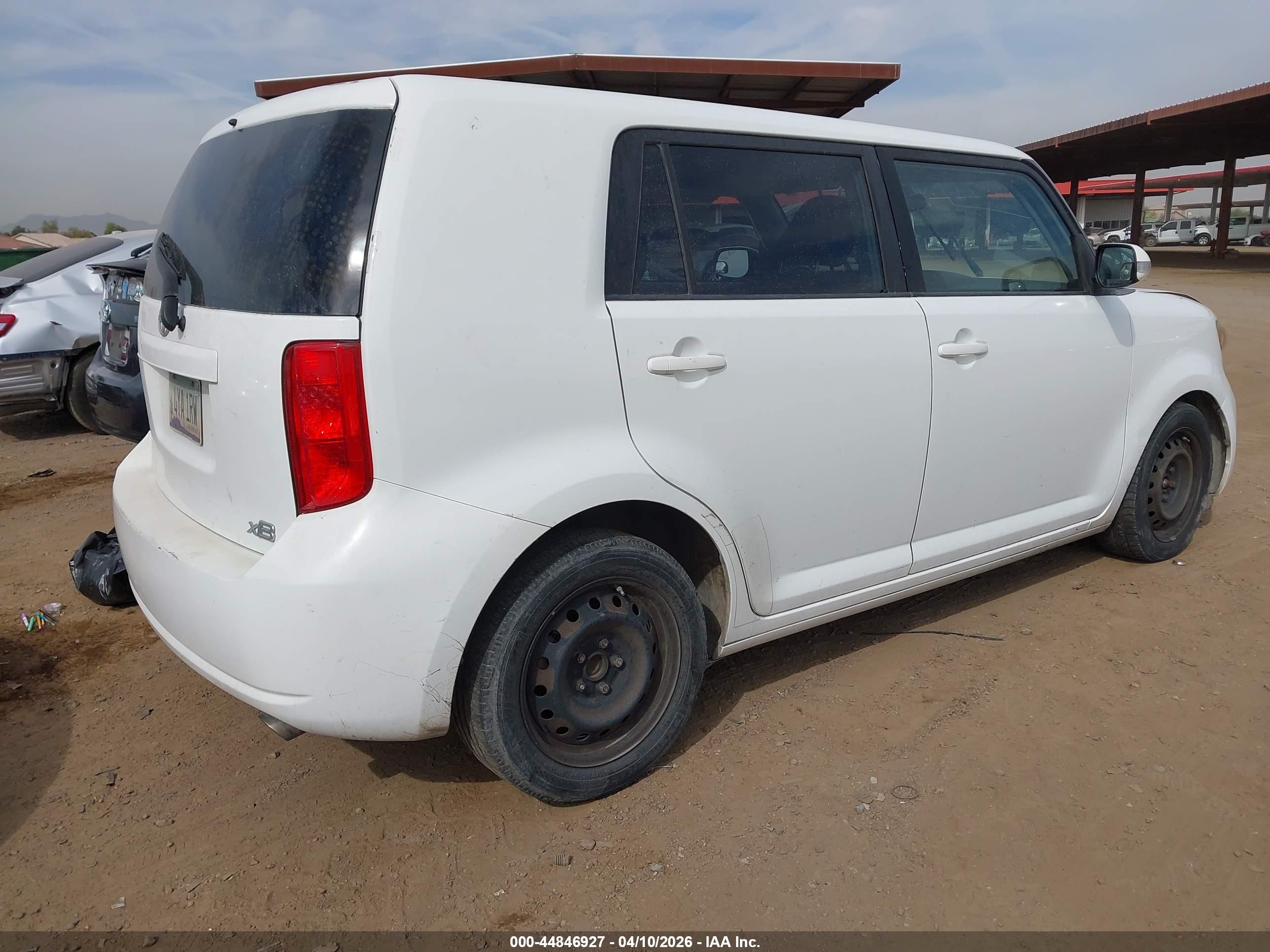 SCION XB image 4
