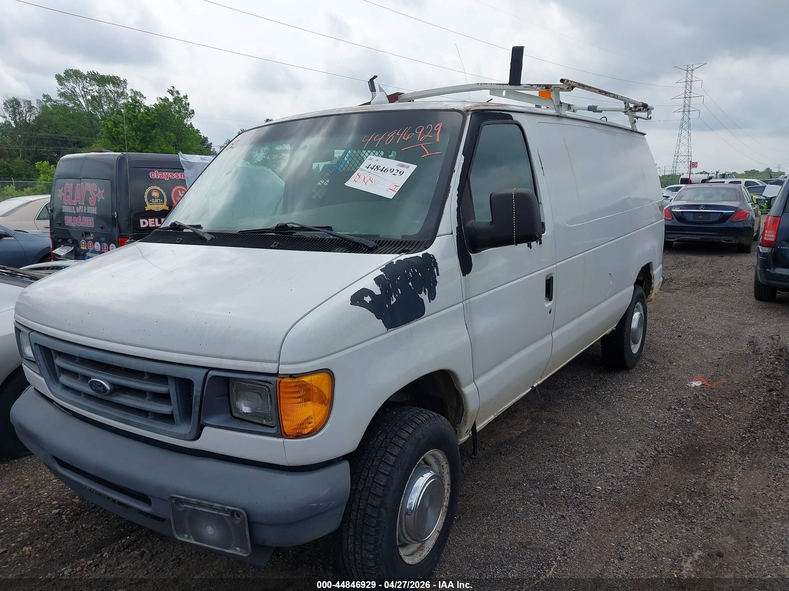 FORD E-250 image 2
