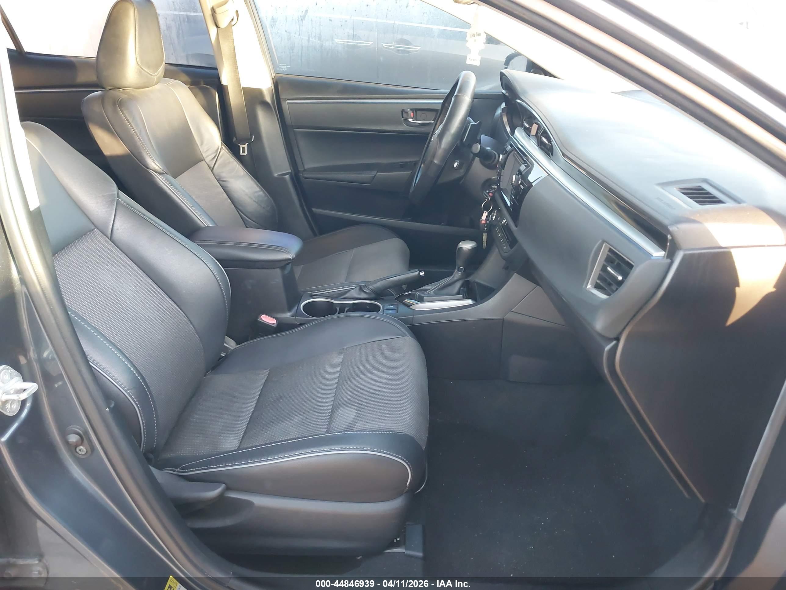 TOYOTA COROLLA image 5