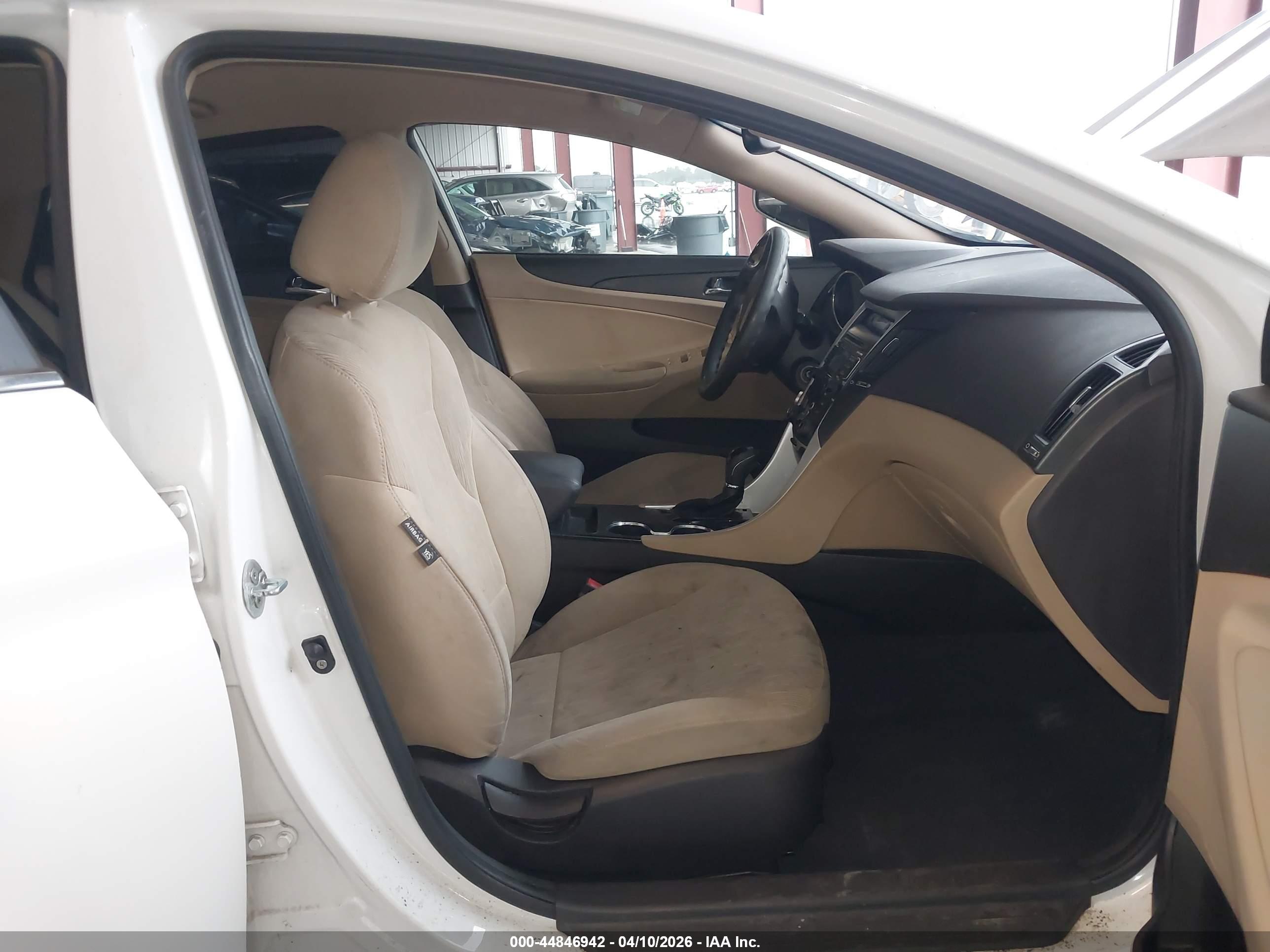 HYUNDAI SONATA image 5