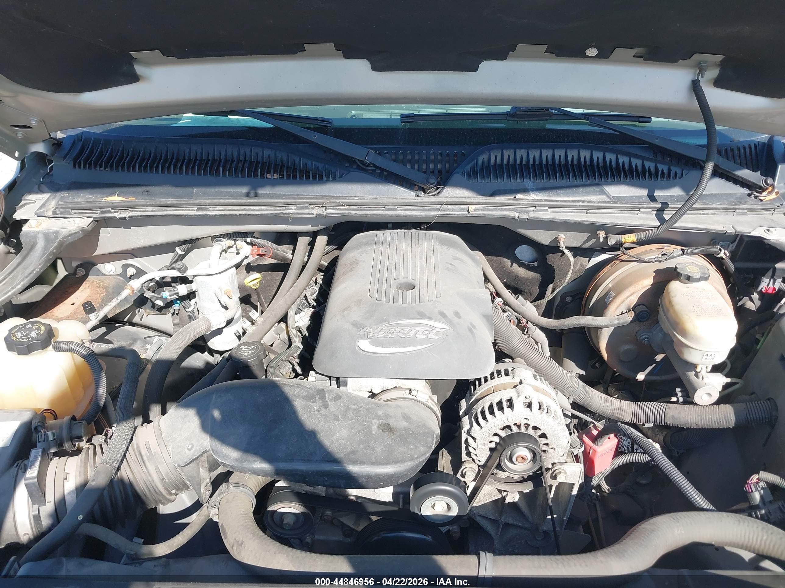 CHEVROLET SILVERADO image 10
