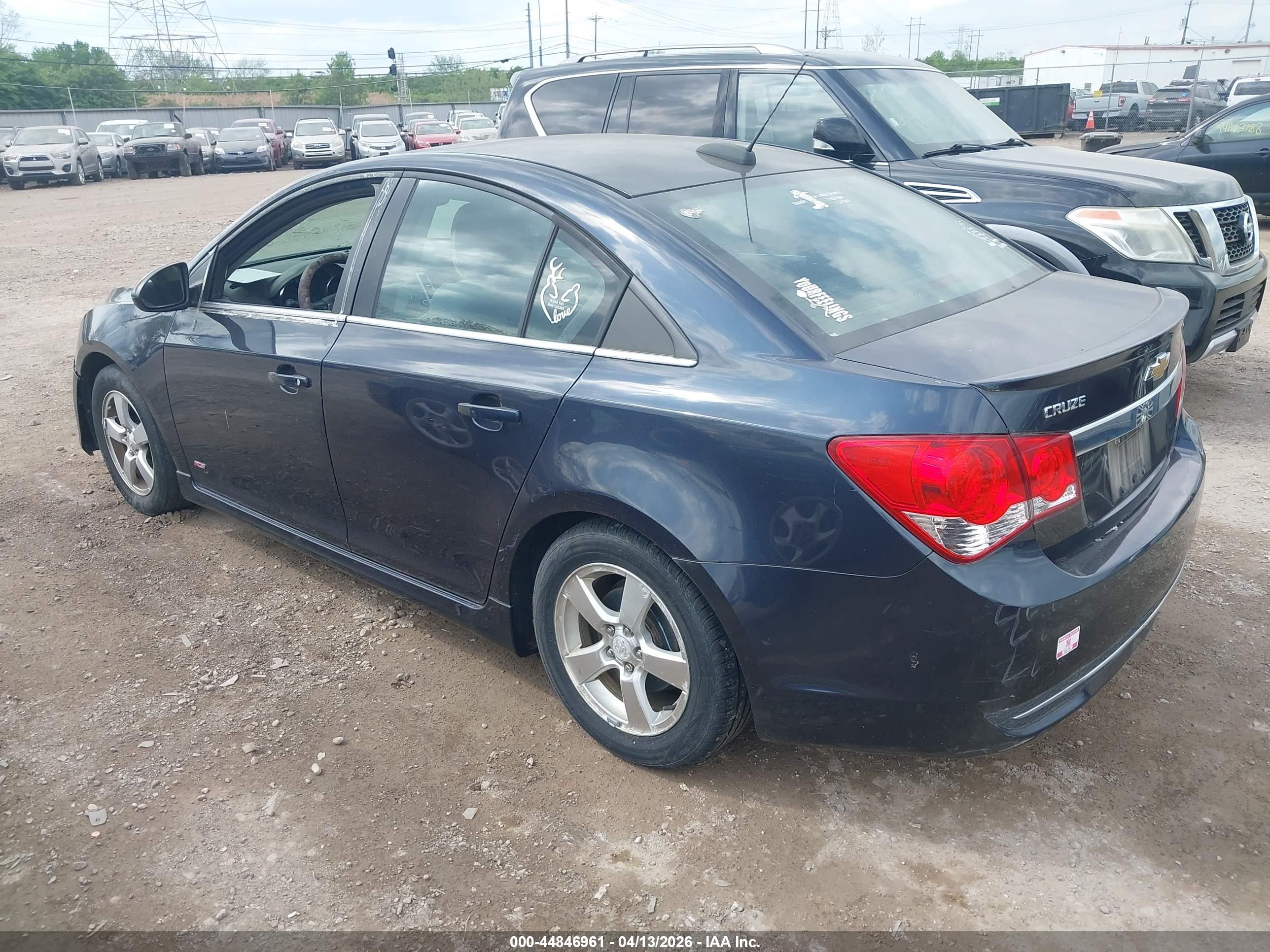 CHEVROLET CRUZE image 3