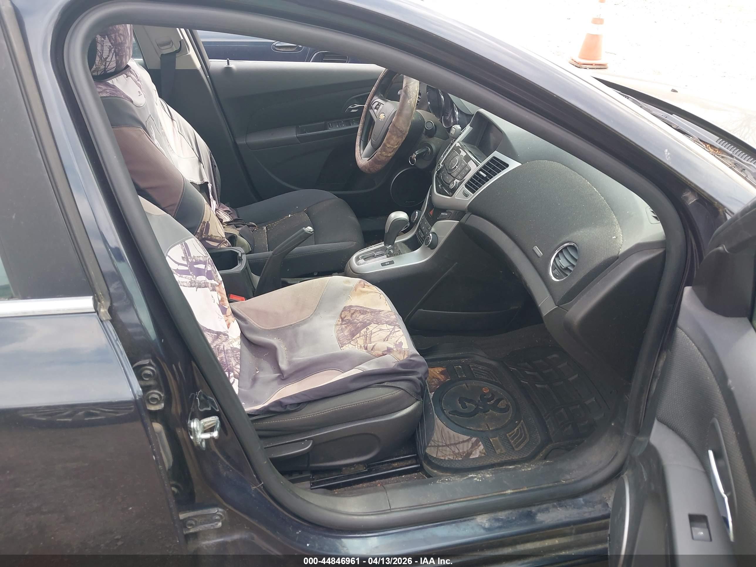 CHEVROLET CRUZE image 5