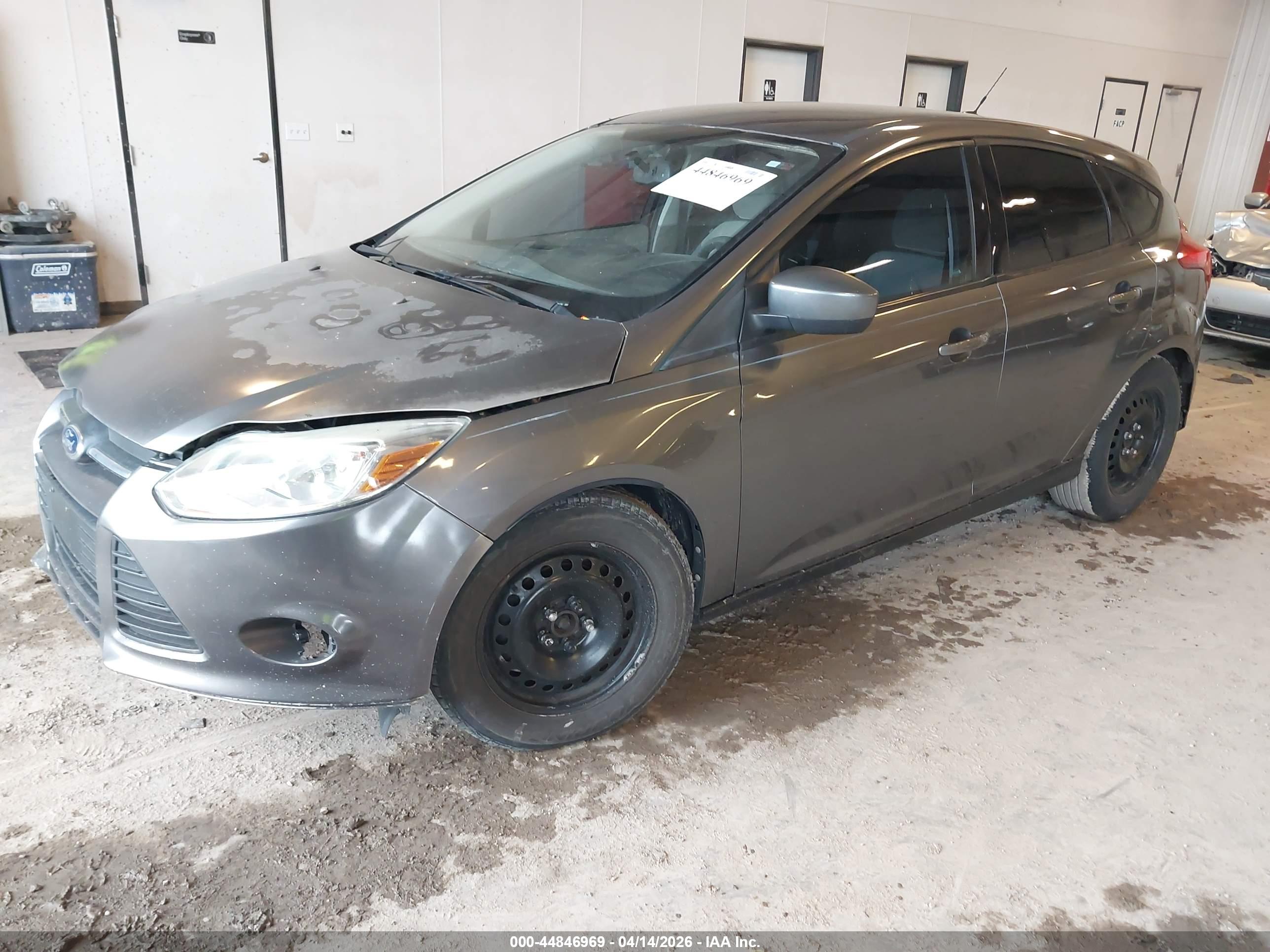 FORD FOCUS image 2