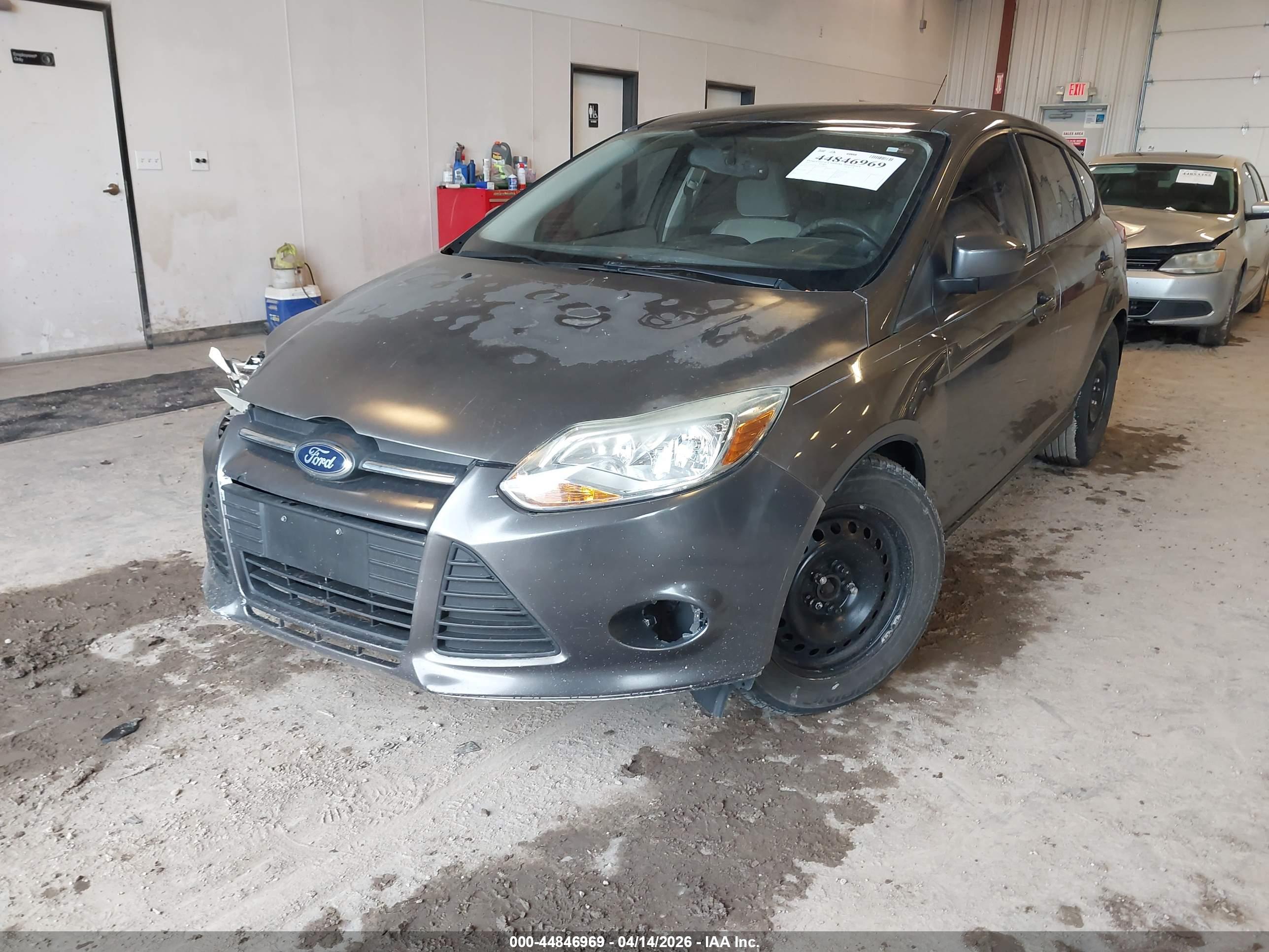 FORD FOCUS image 6