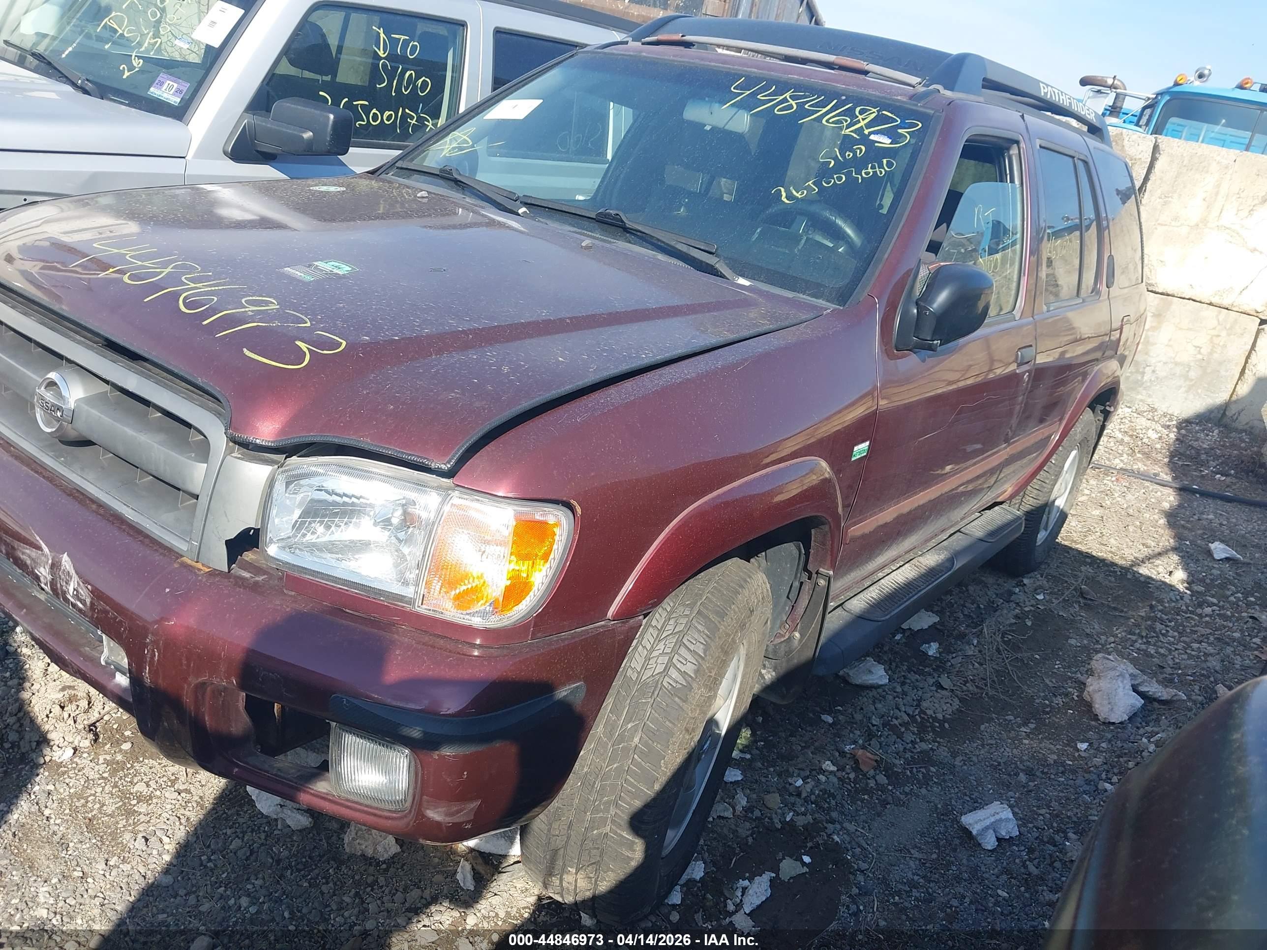 NISSAN PATHFINDER image 2