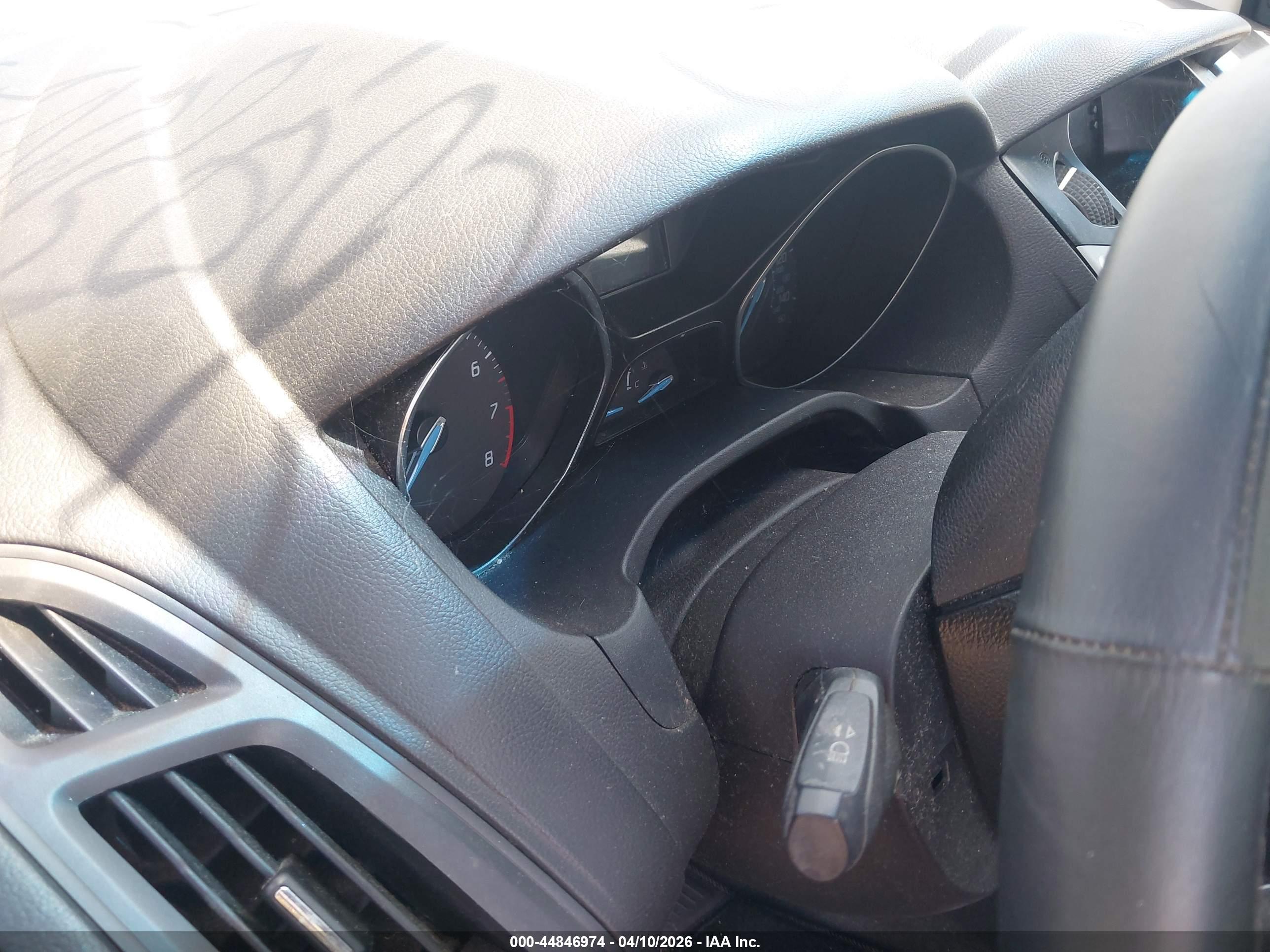 FORD FOCUS image 7