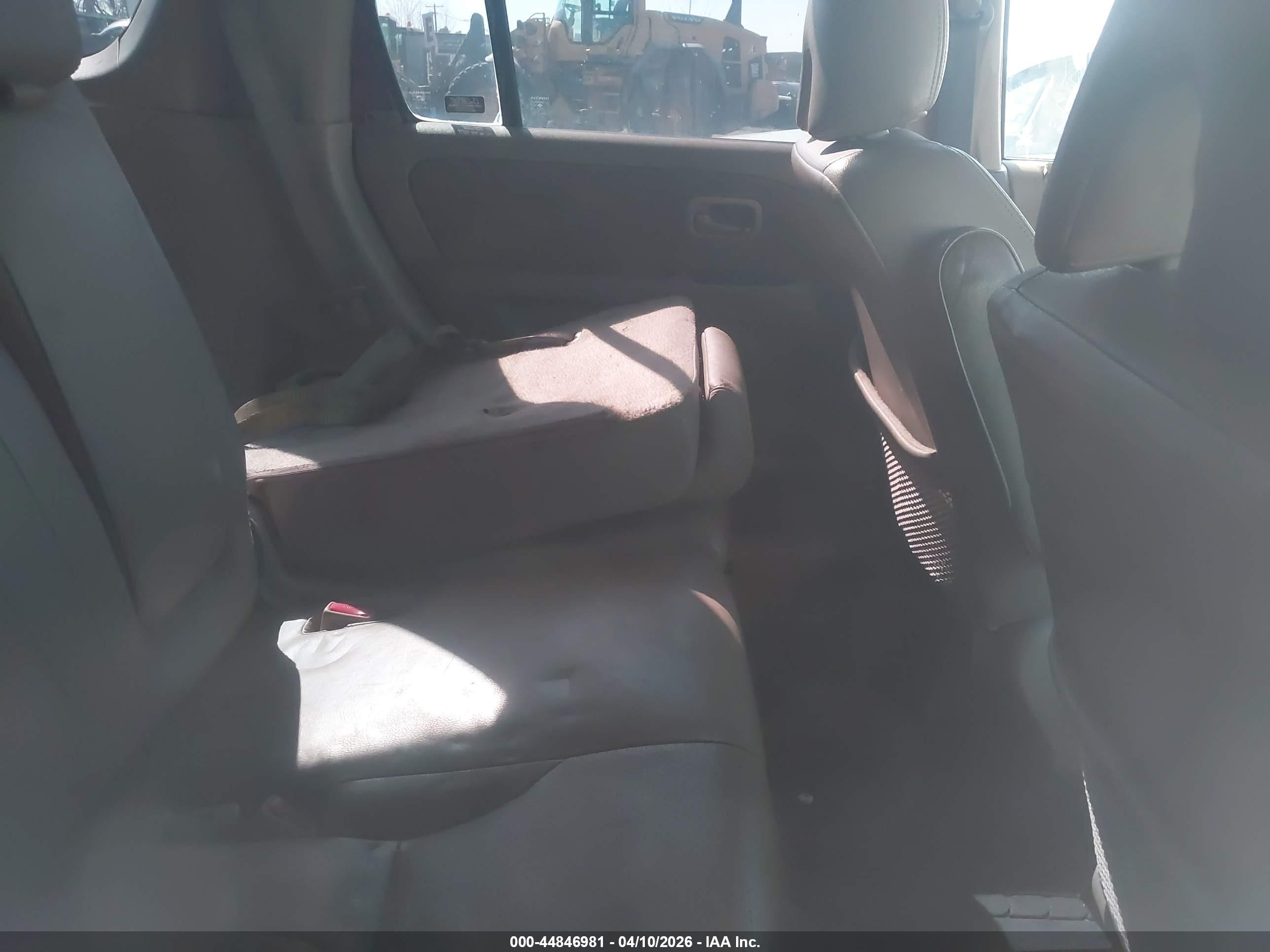 HONDA CR-V image 8