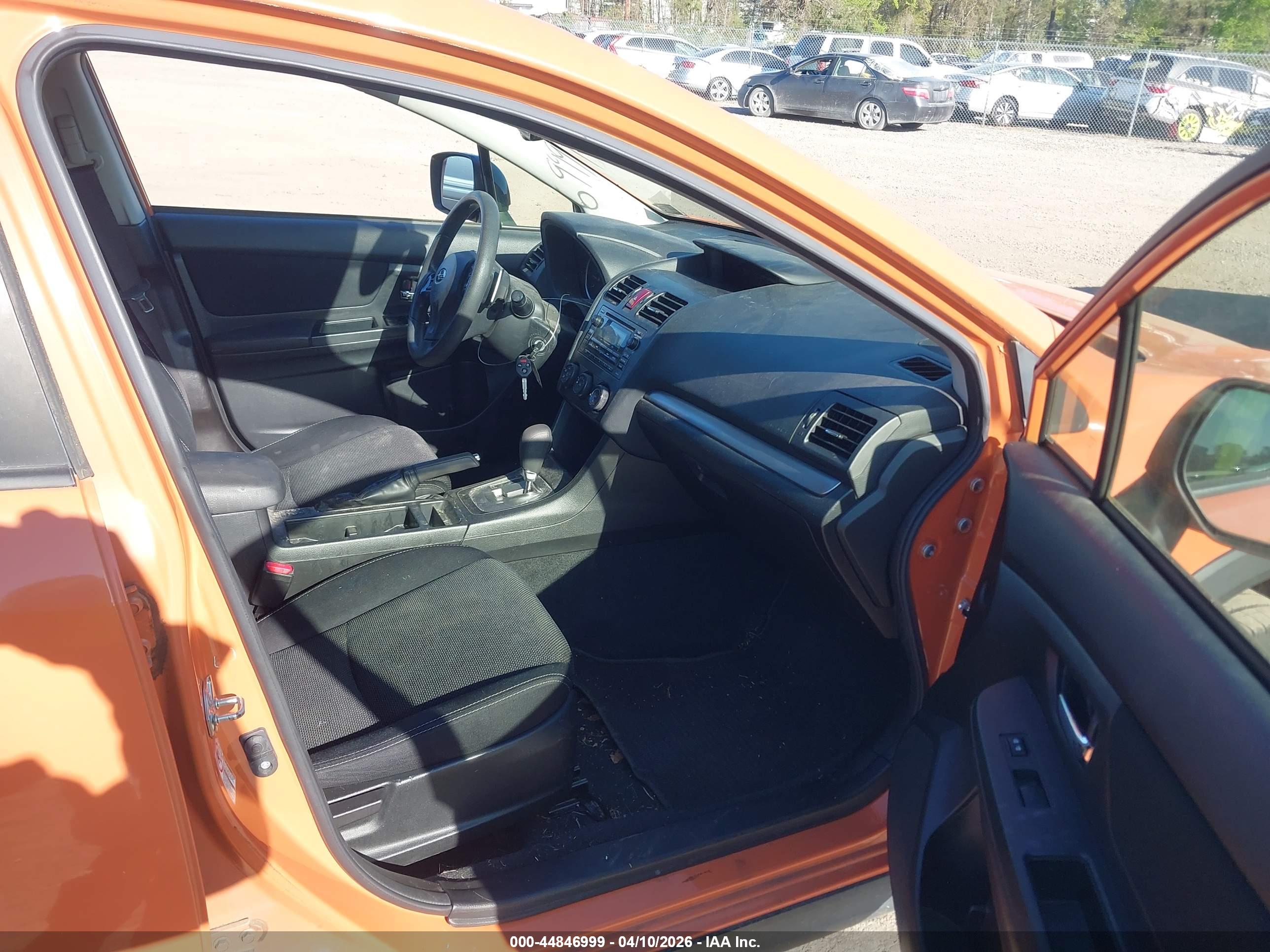 SUBARU XV image 5