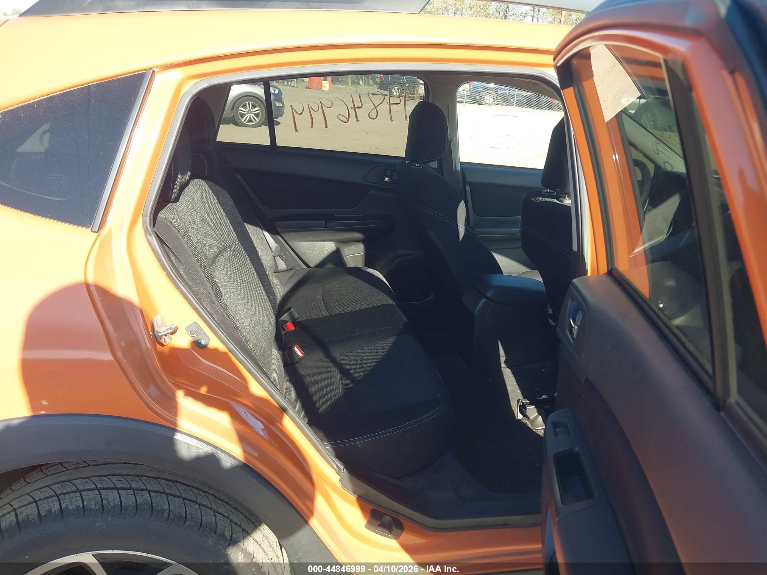 SUBARU XV image 8