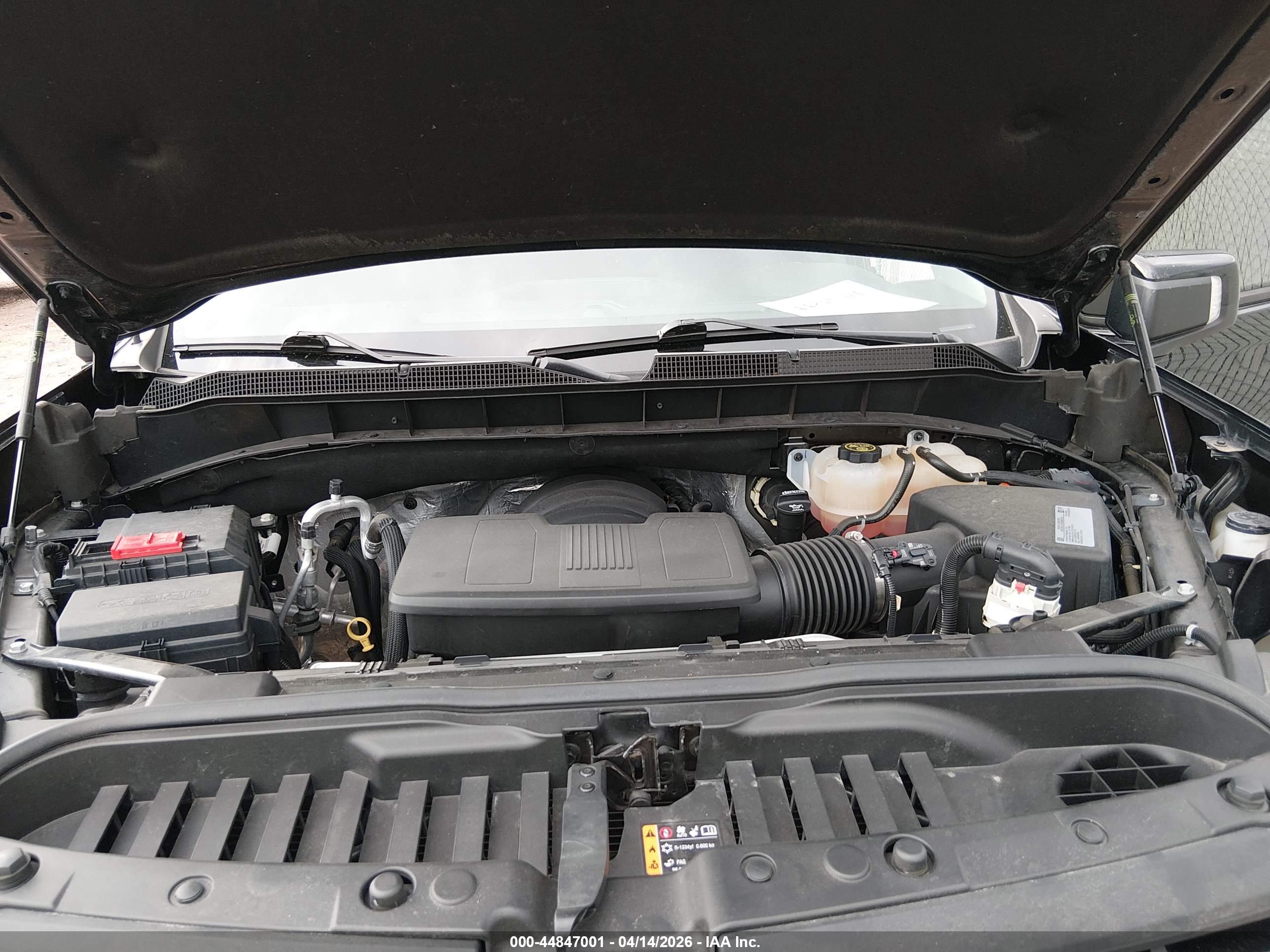 CHEVROLET SILVERADO image 10