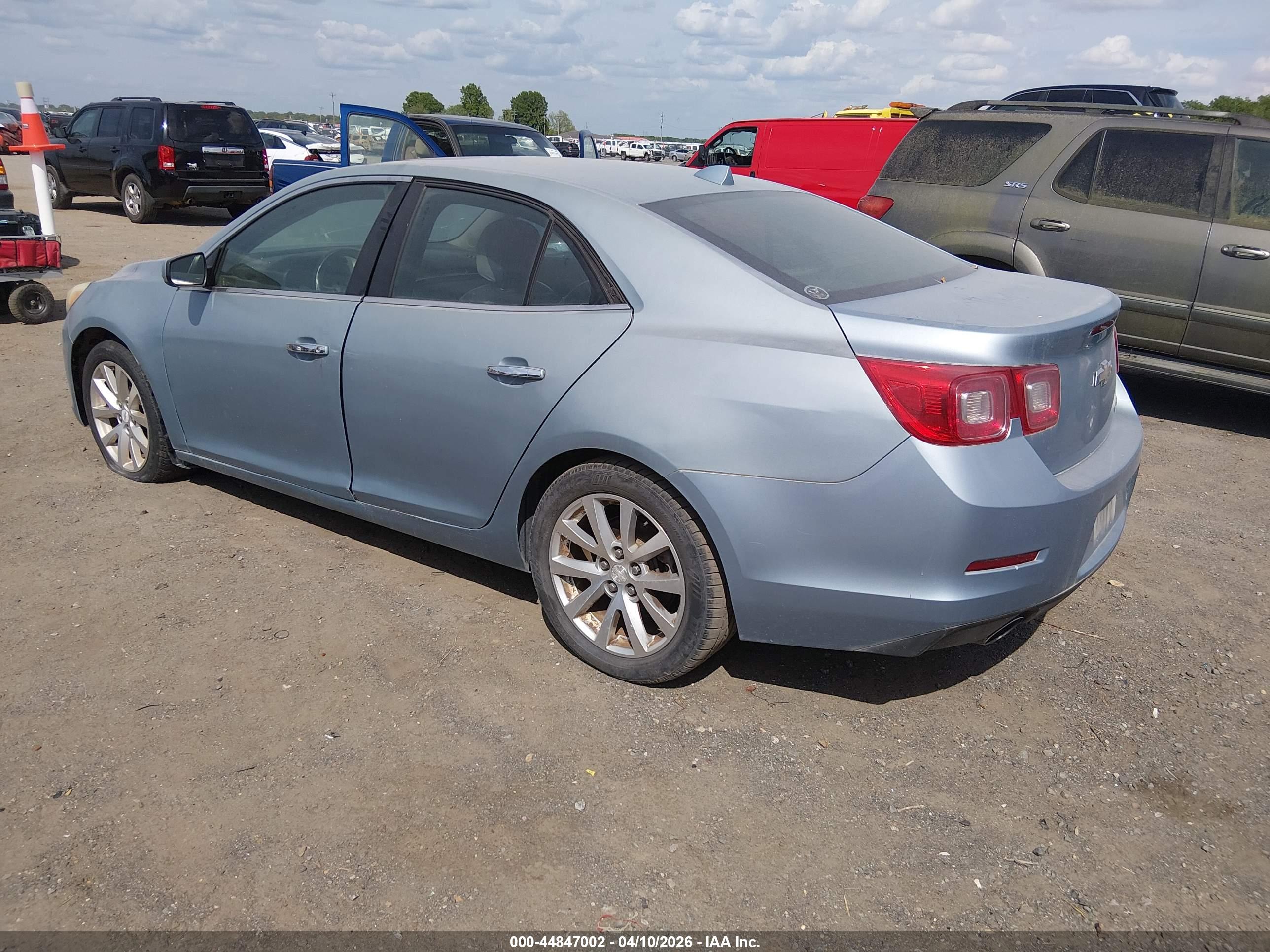 CHEVROLET MALIBU image 3
