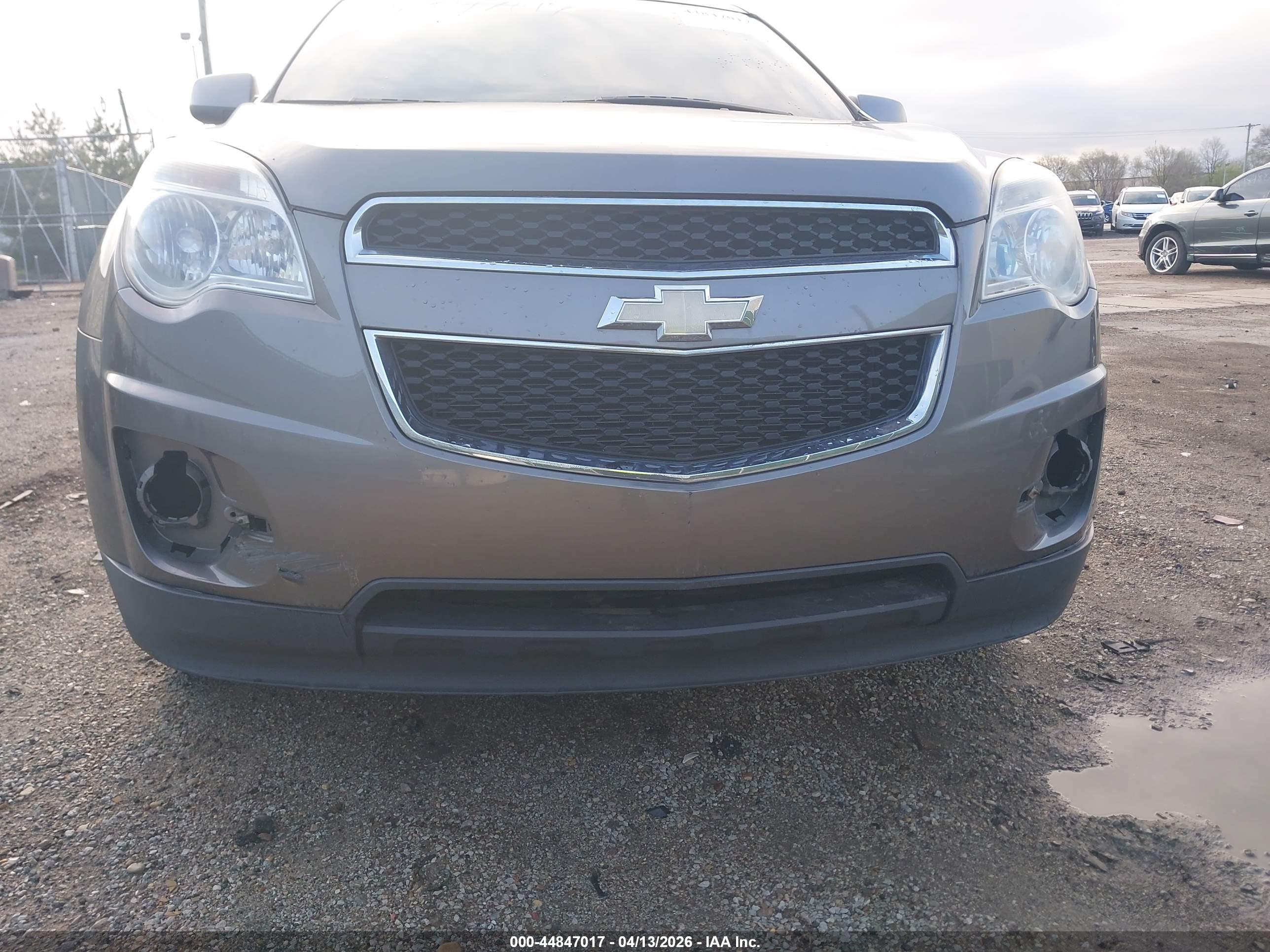 CHEVROLET EQUINOX image 6