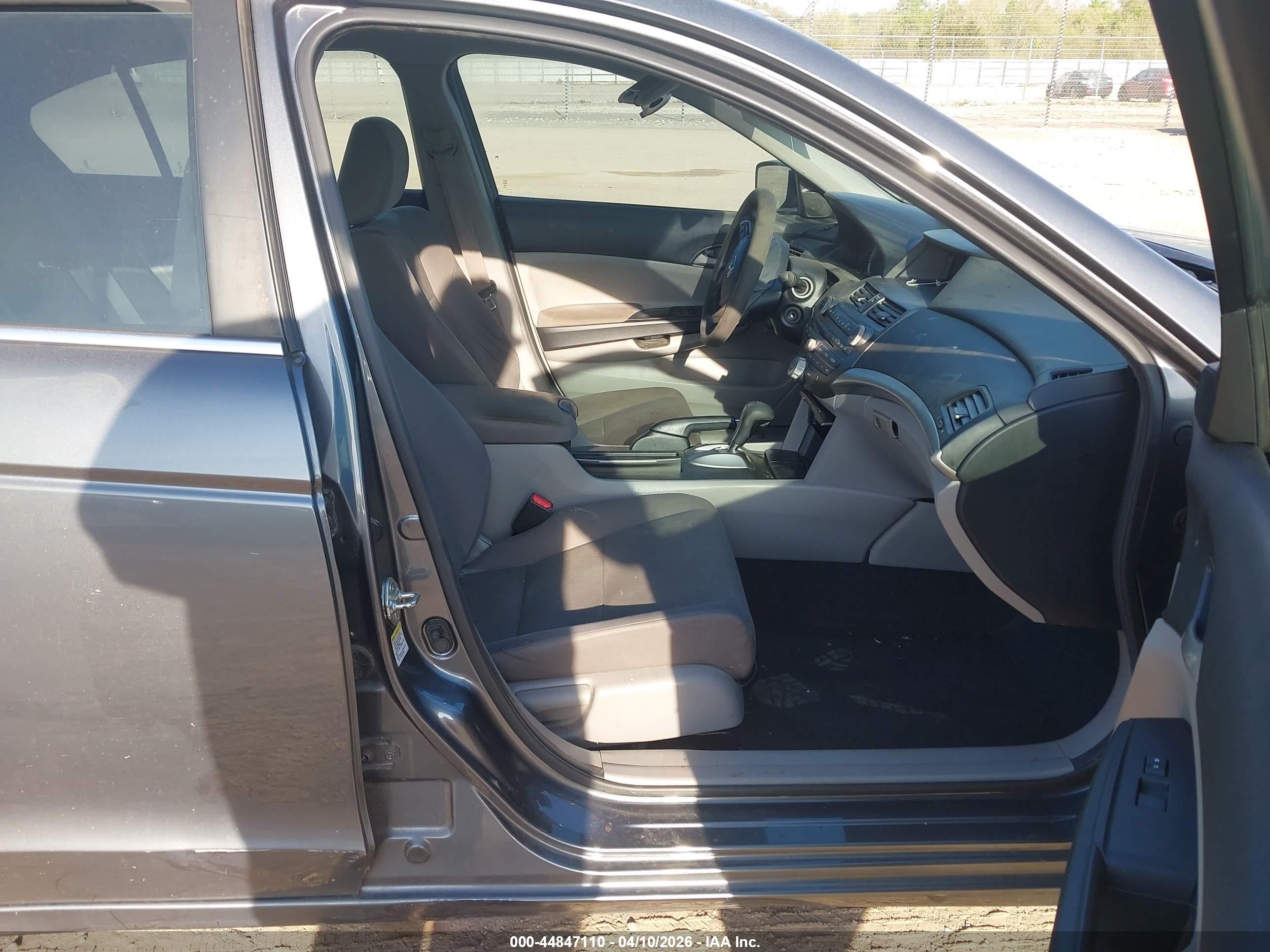 HONDA ACCORD image 5