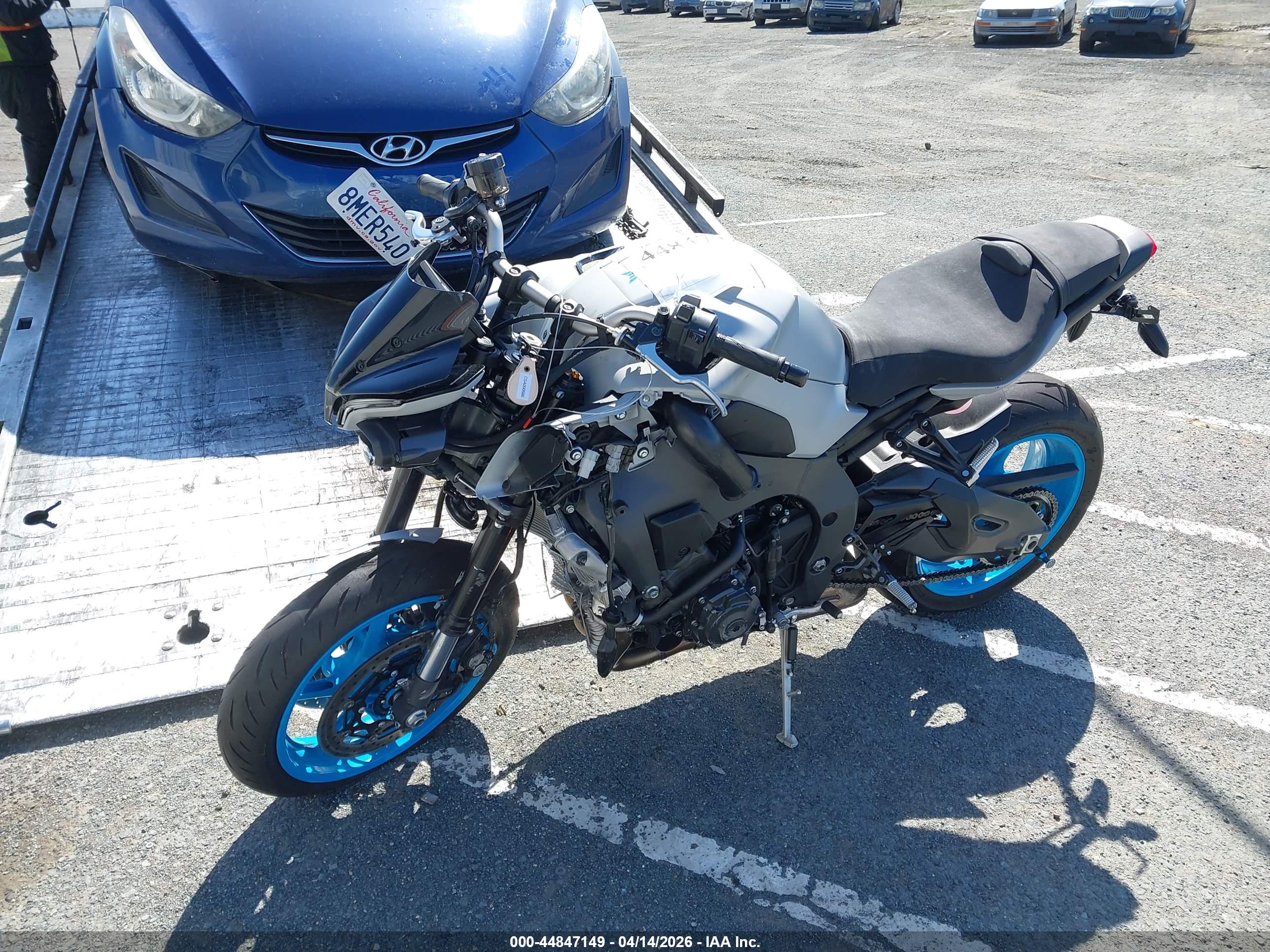 YAMAHA MTN1000 image 2