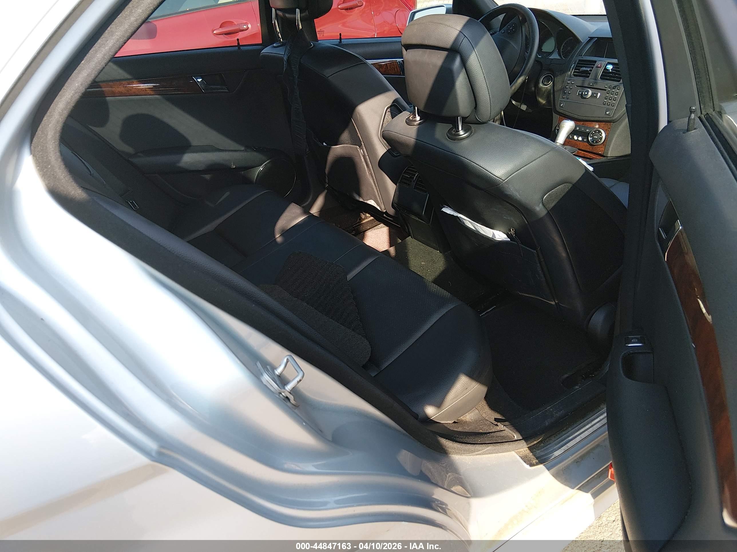 MERCEDES-BENZ C image 8