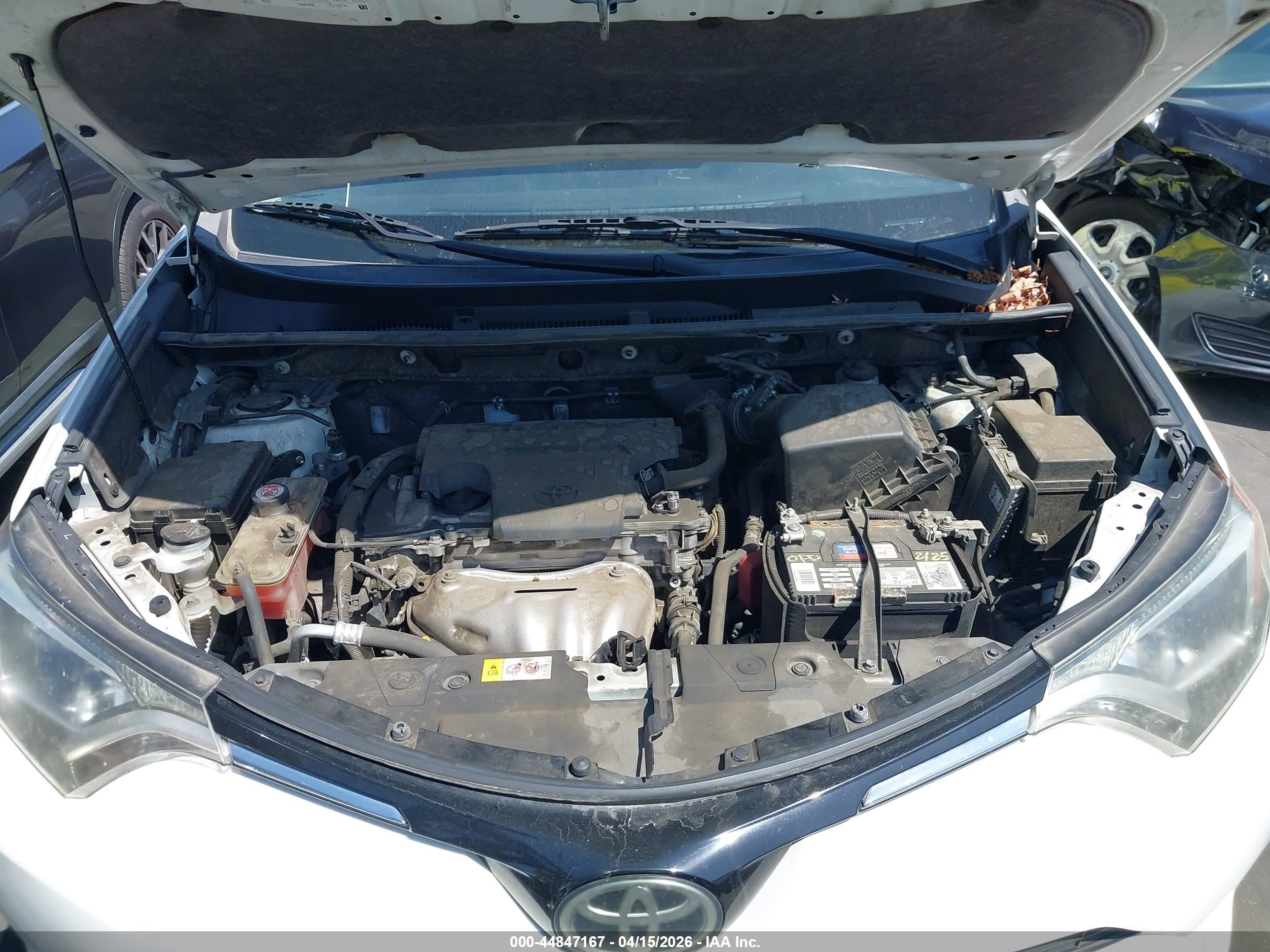 TOYOTA RAV4 image 10