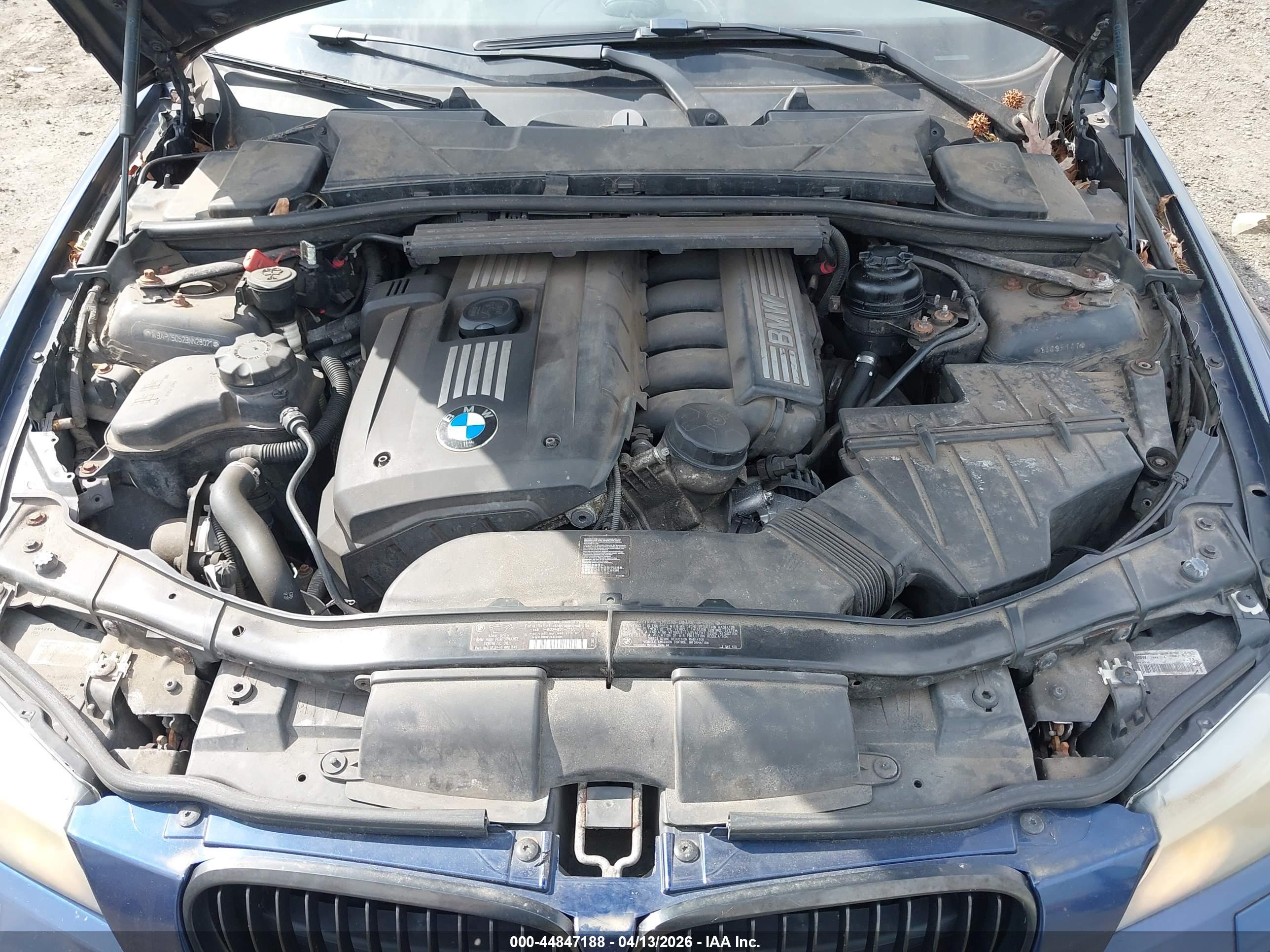 BMW 328I image 10