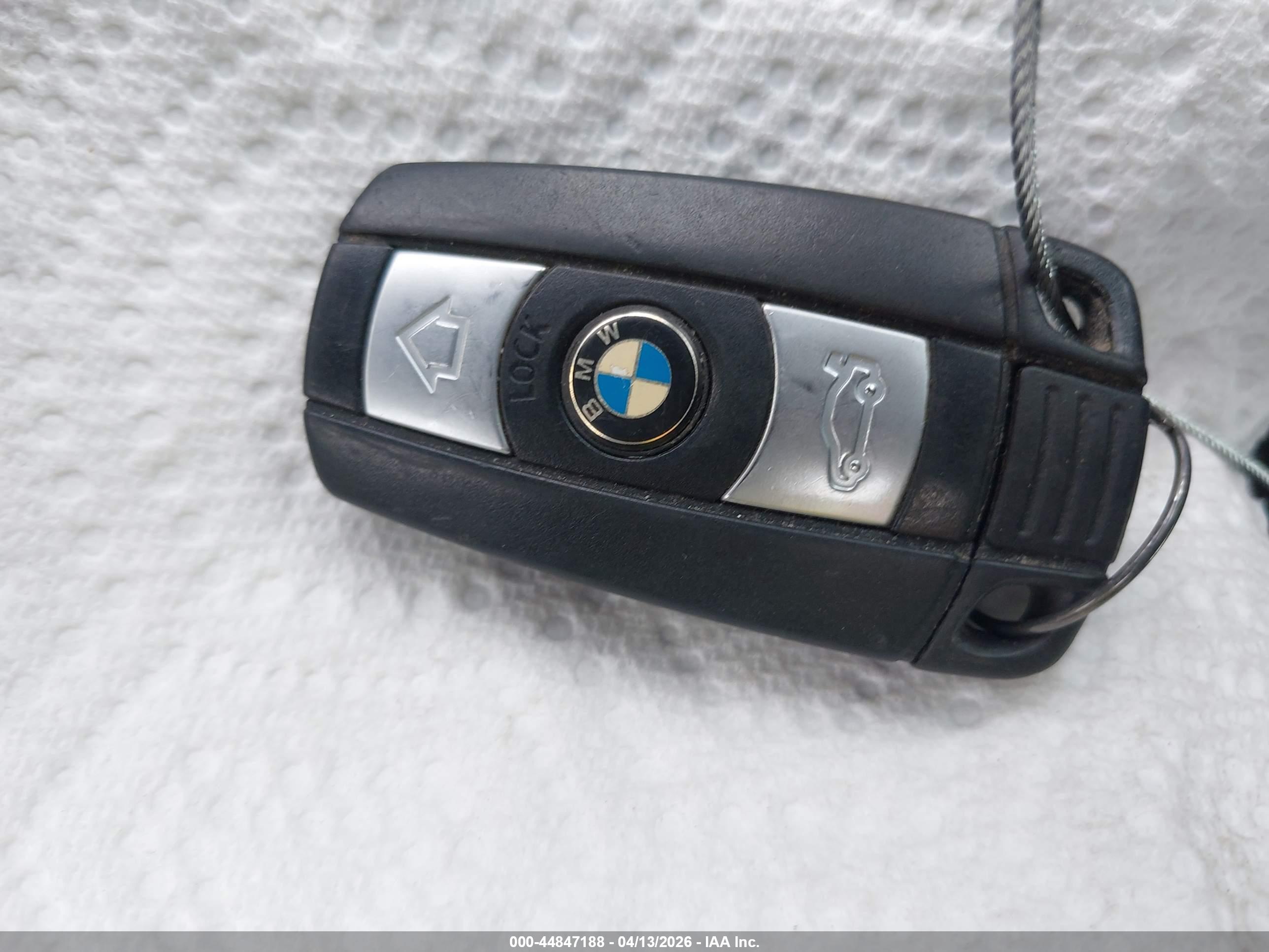 BMW 328I image 11