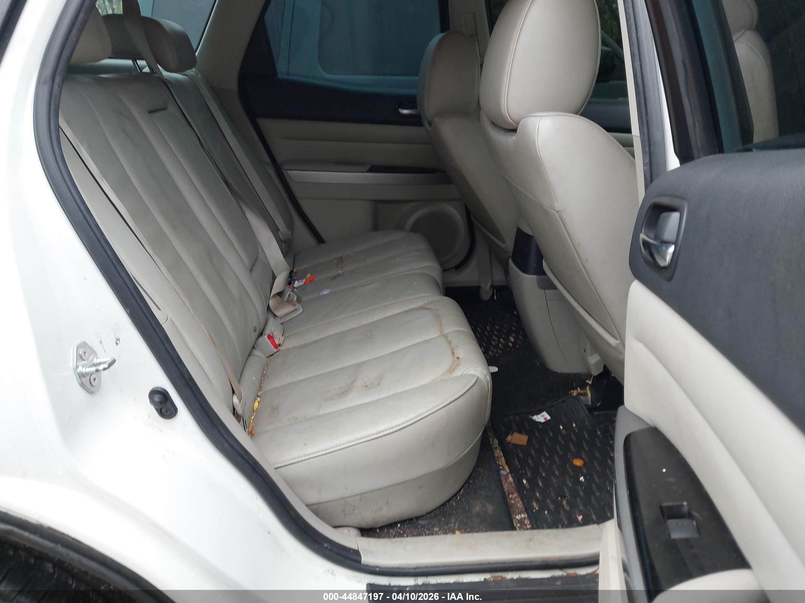 MAZDA CX-7 image 8