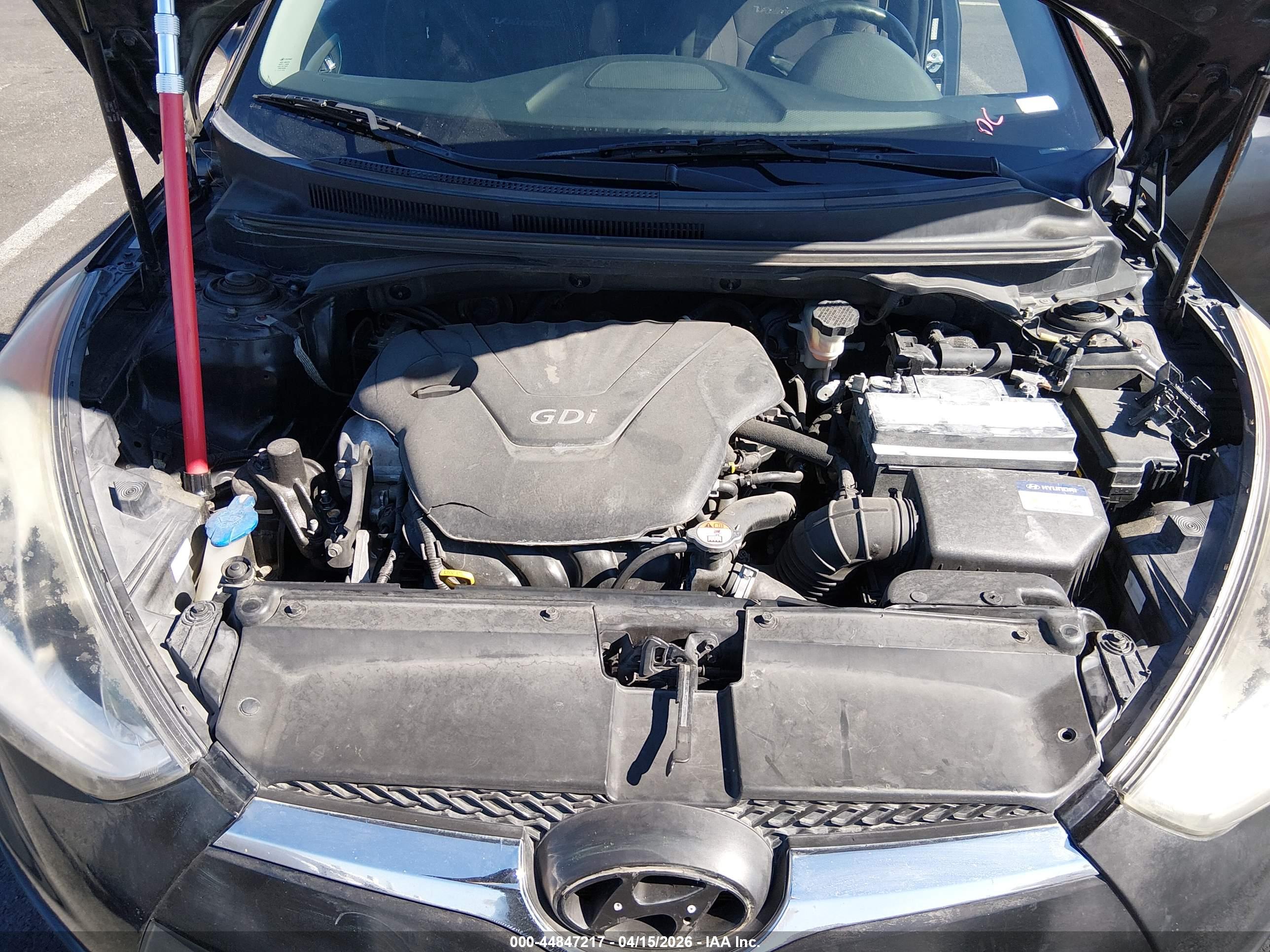 HYUNDAI VELOSTER image 10