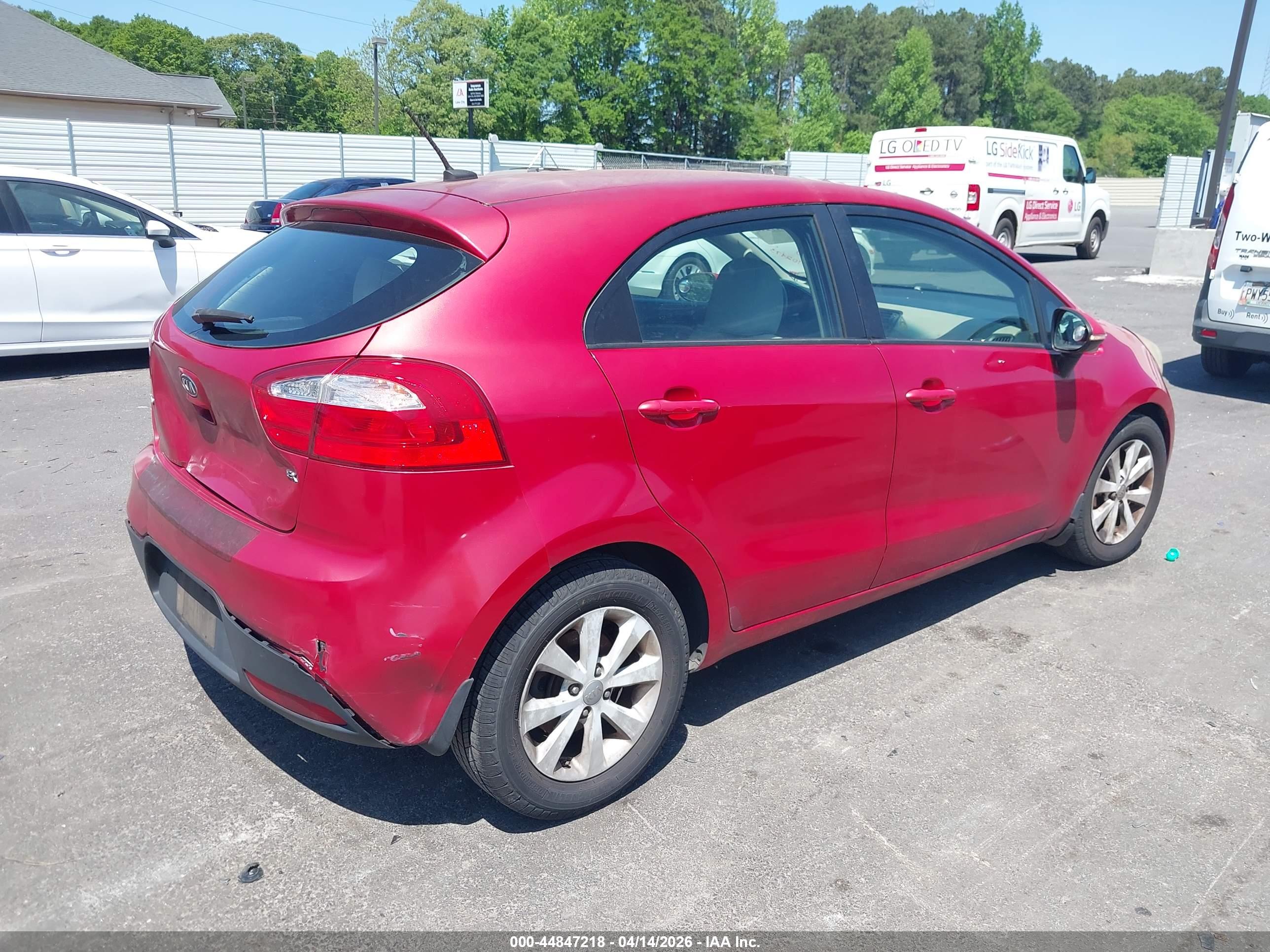 KIA RIO image 4