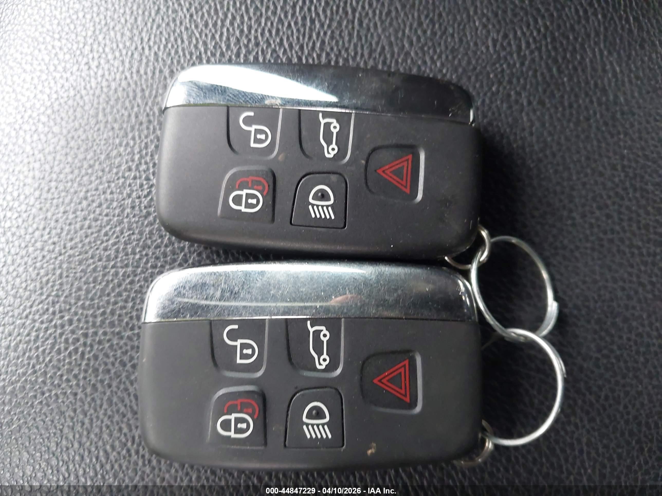 LAND ROVER image 11