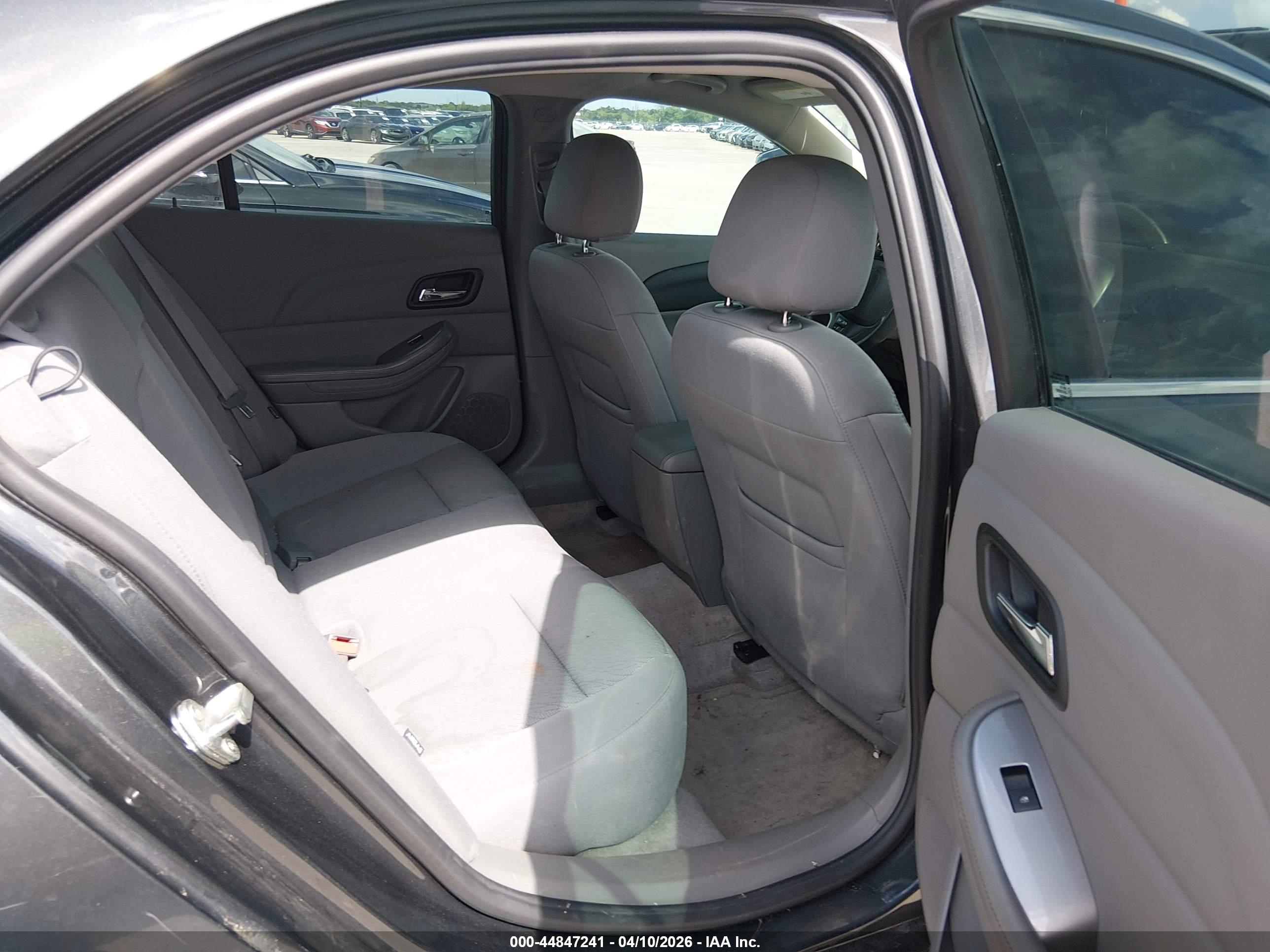 CHEVROLET MALIBU image 8
