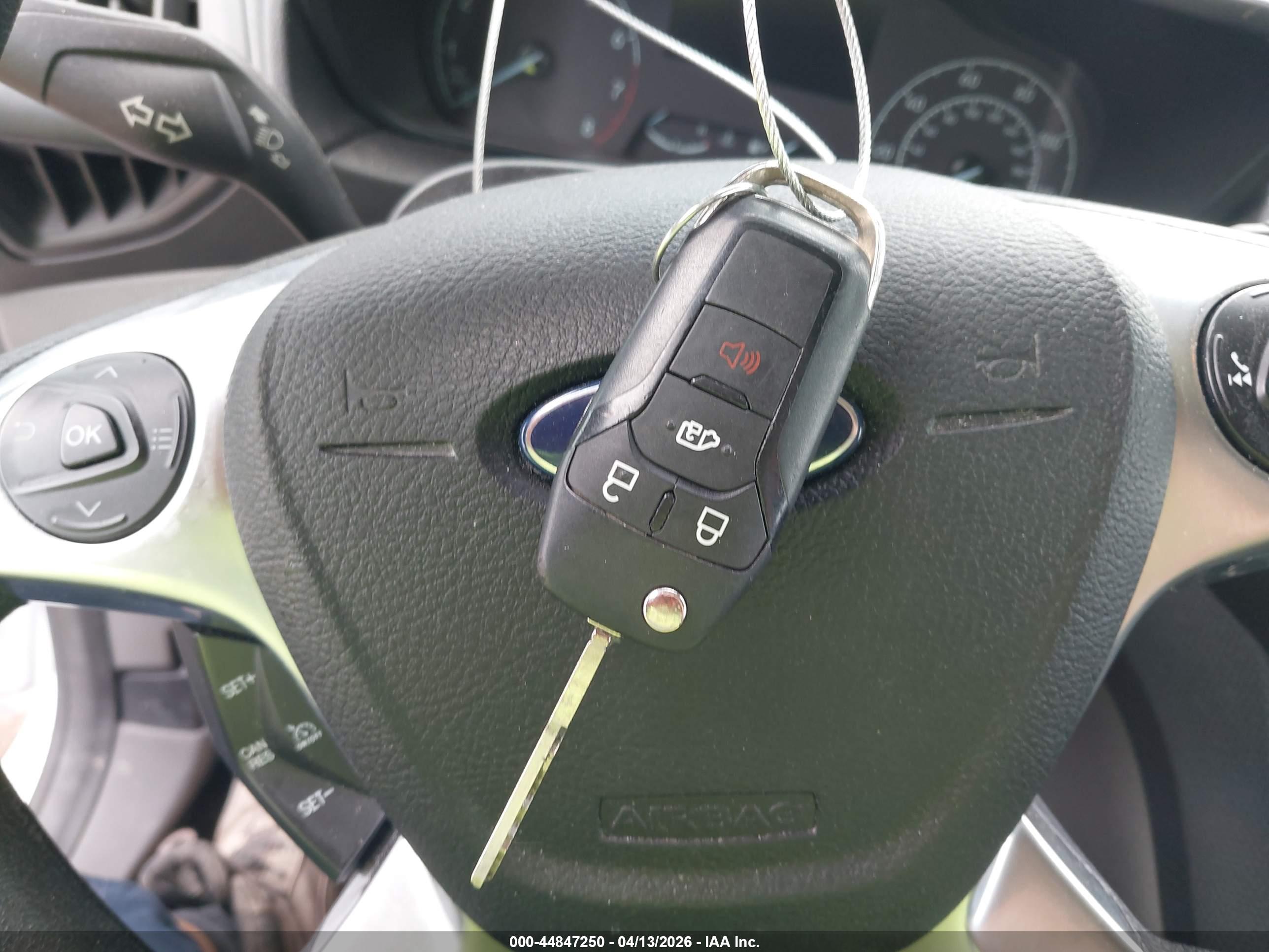 FORD TRANSIT image 11