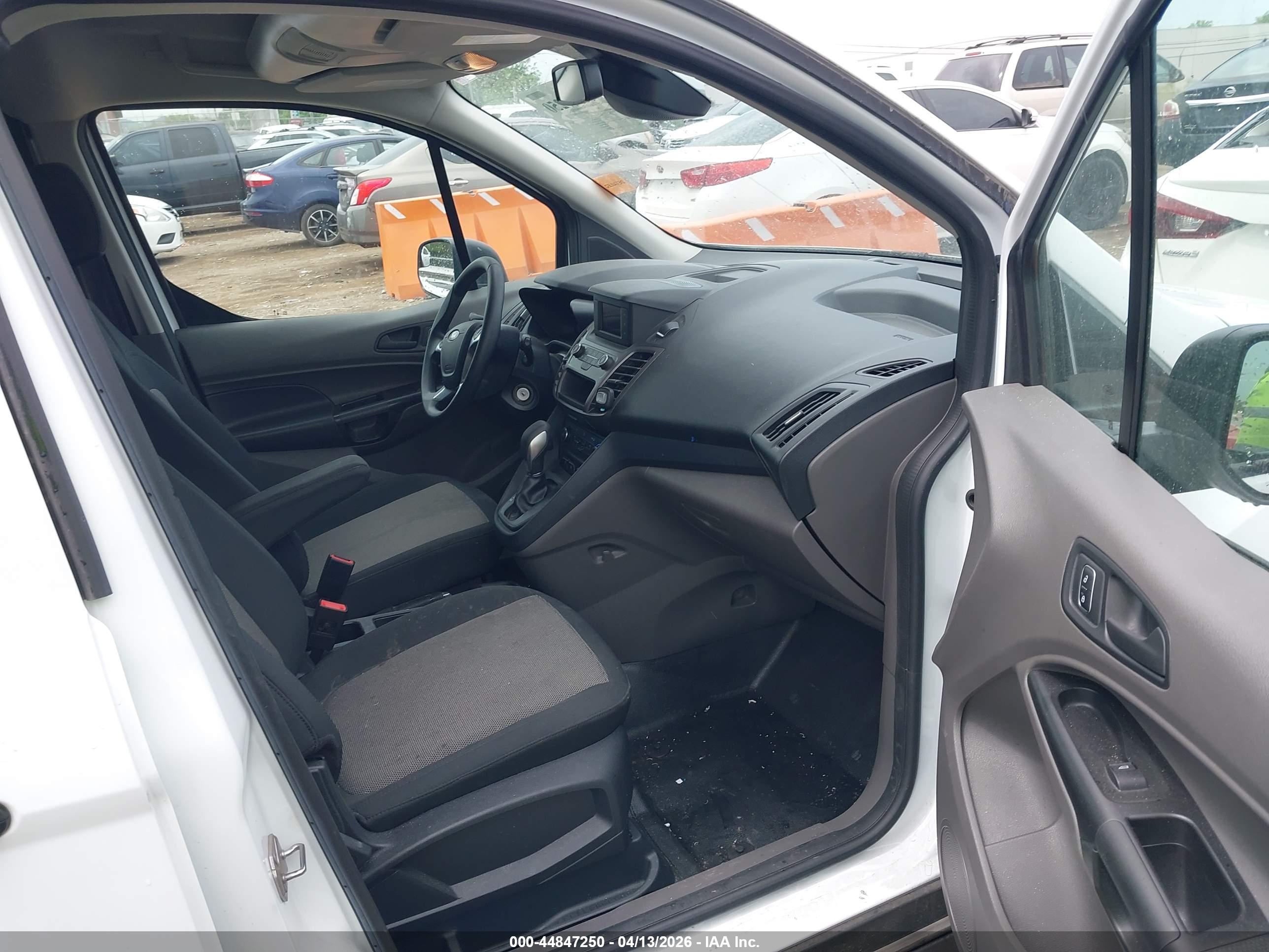 FORD TRANSIT image 5