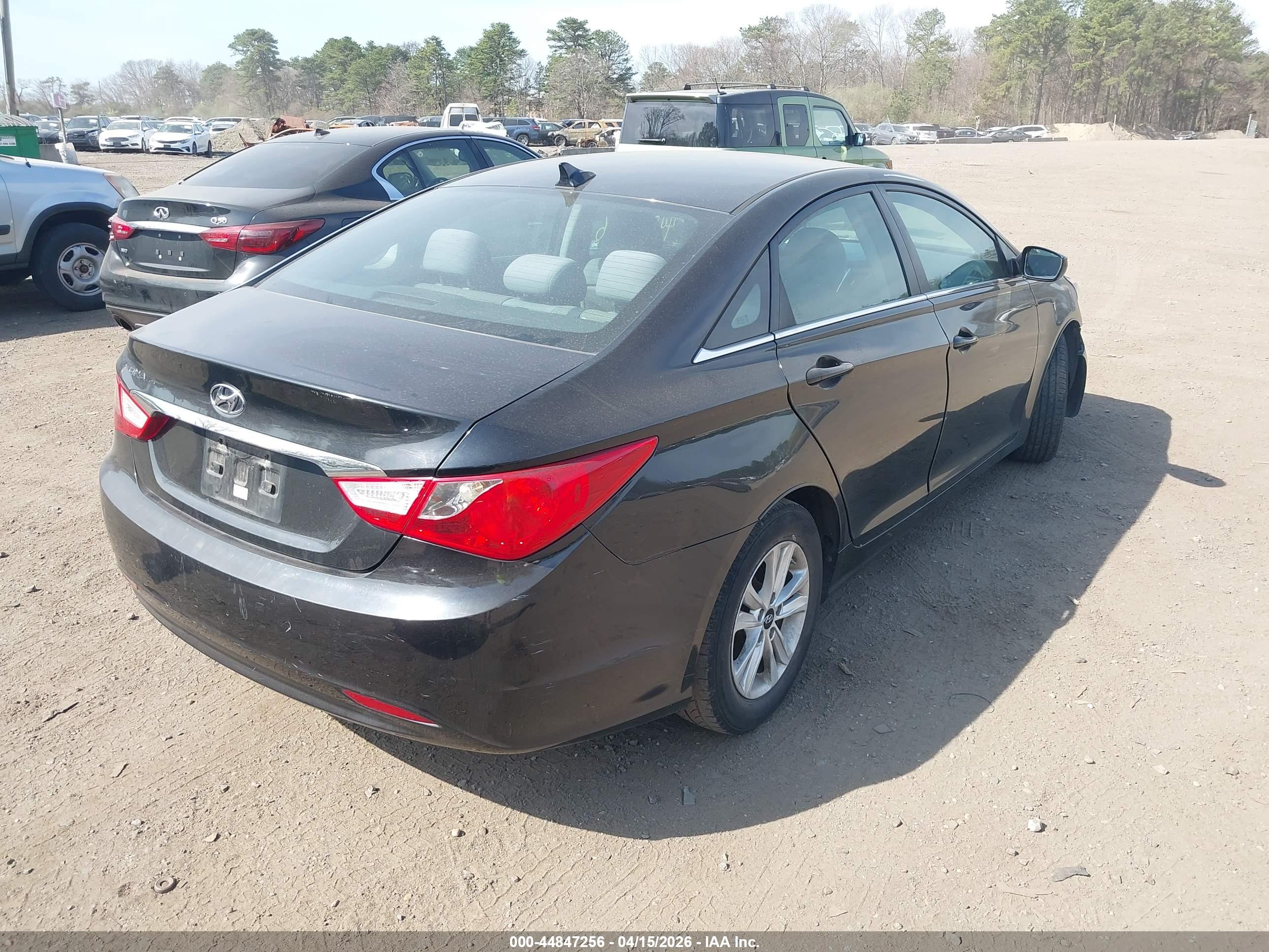 HYUNDAI SONATA image 4