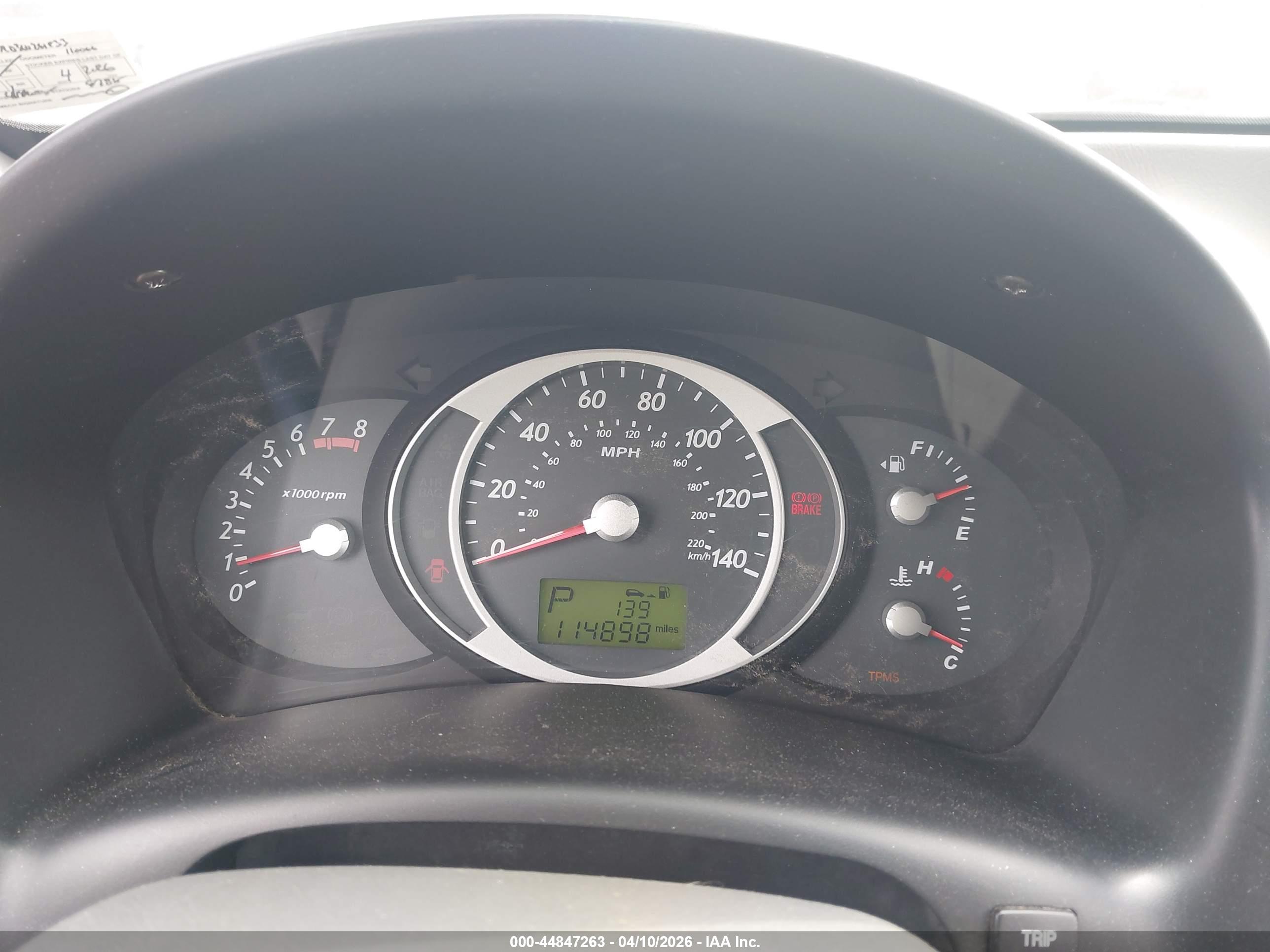 HYUNDAI TUCSON image 7