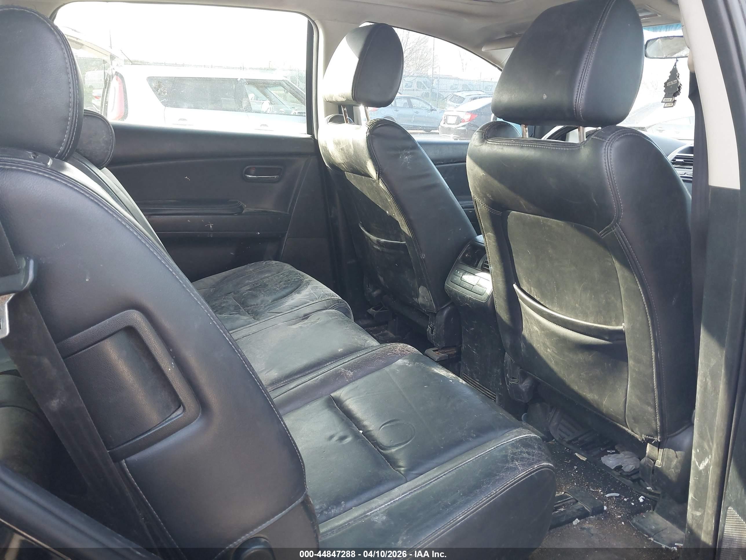 MAZDA CX-9 image 8