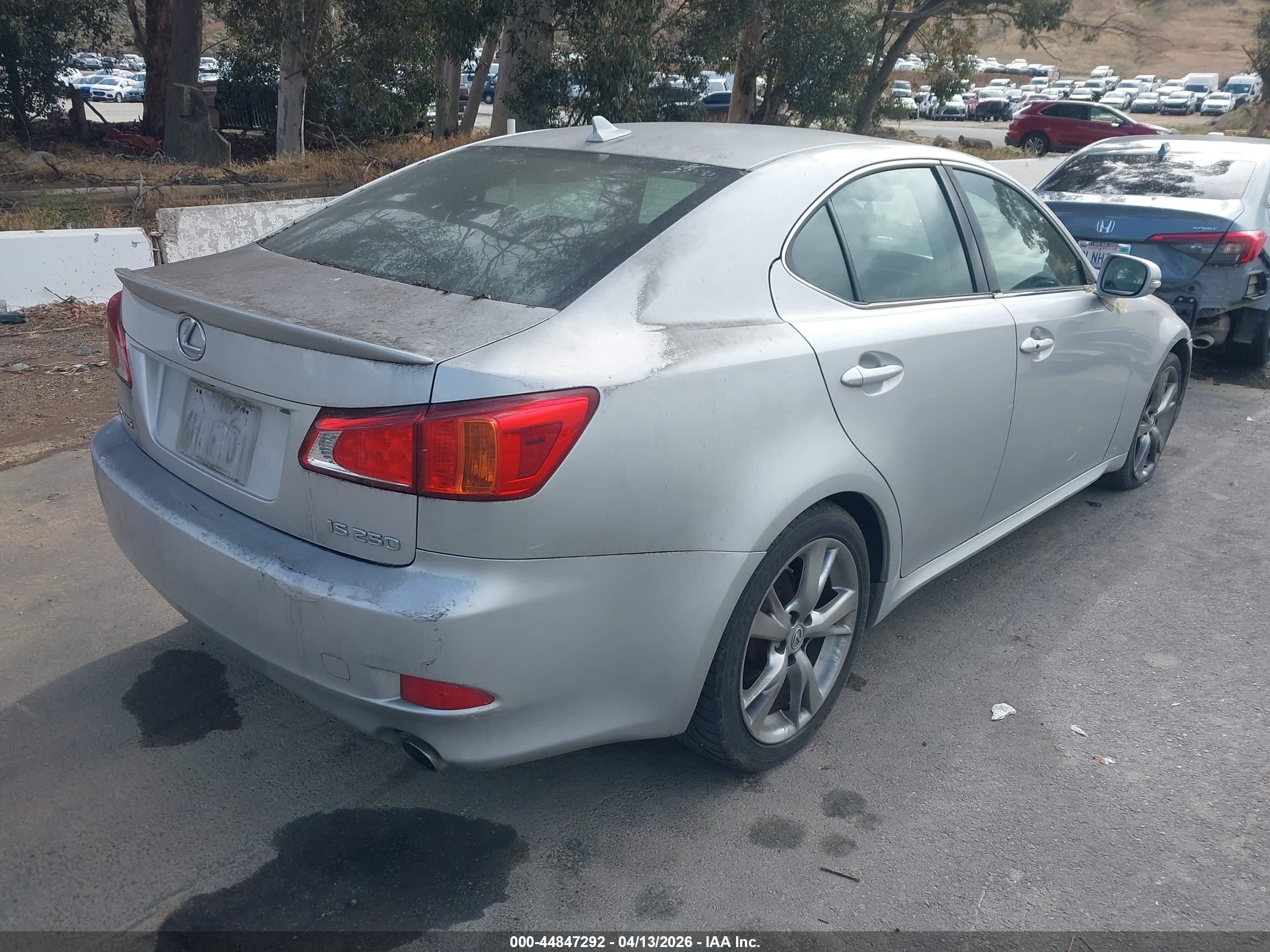 LEXUS IS image 4