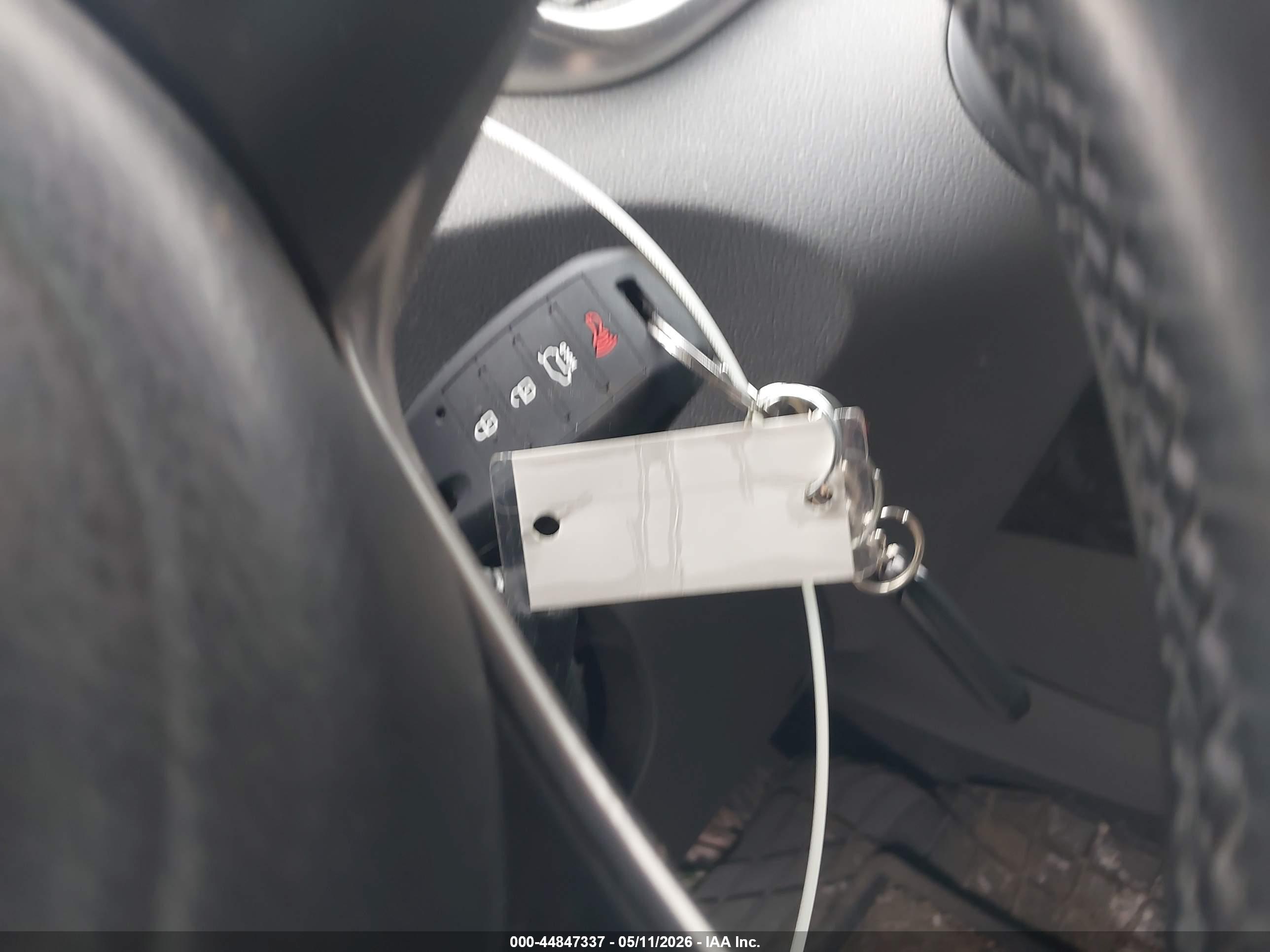 KIA SORENTO image 11