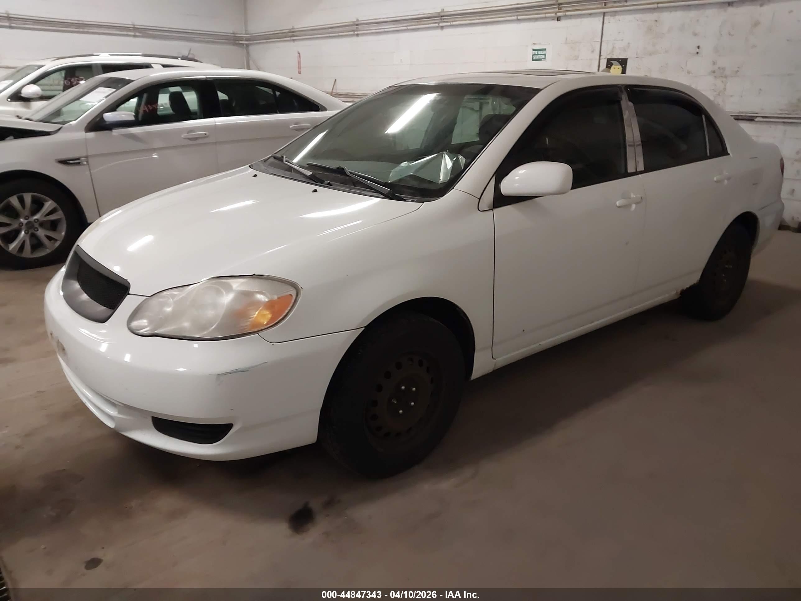 TOYOTA COROLLA image 2