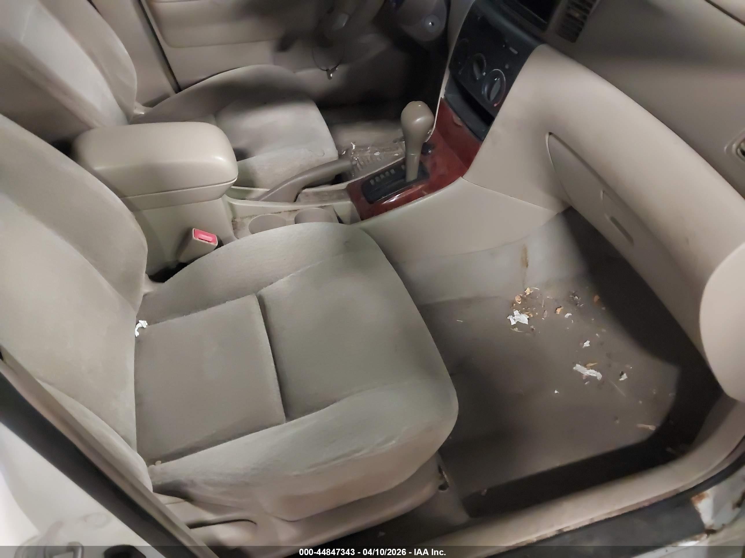 TOYOTA COROLLA image 5