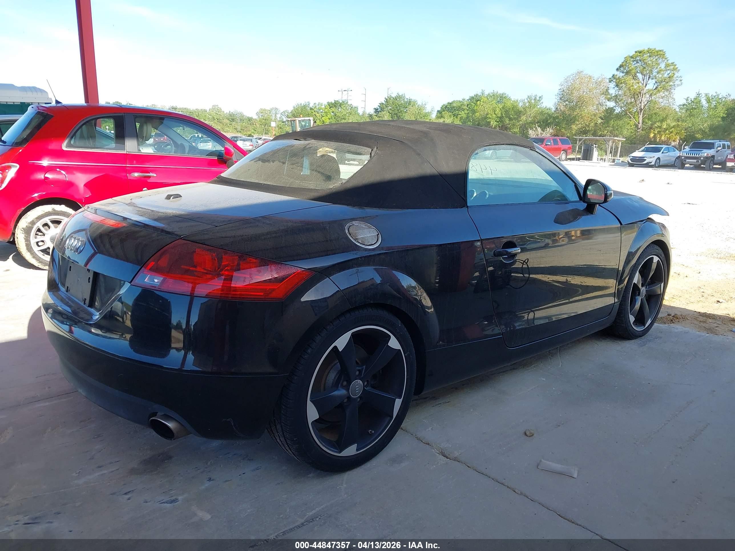 AUDI TT image 4