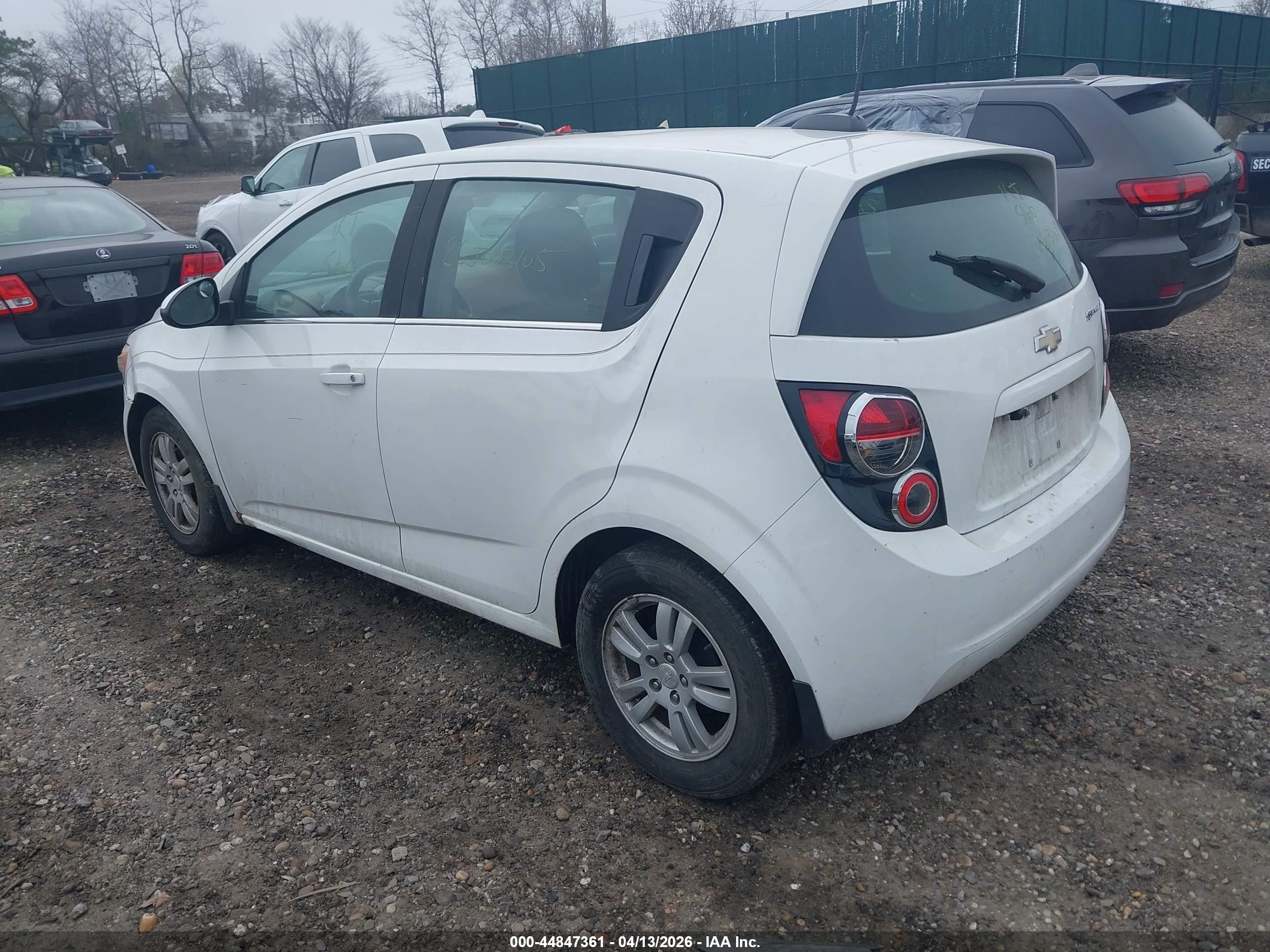 CHEVROLET SONIC image 3