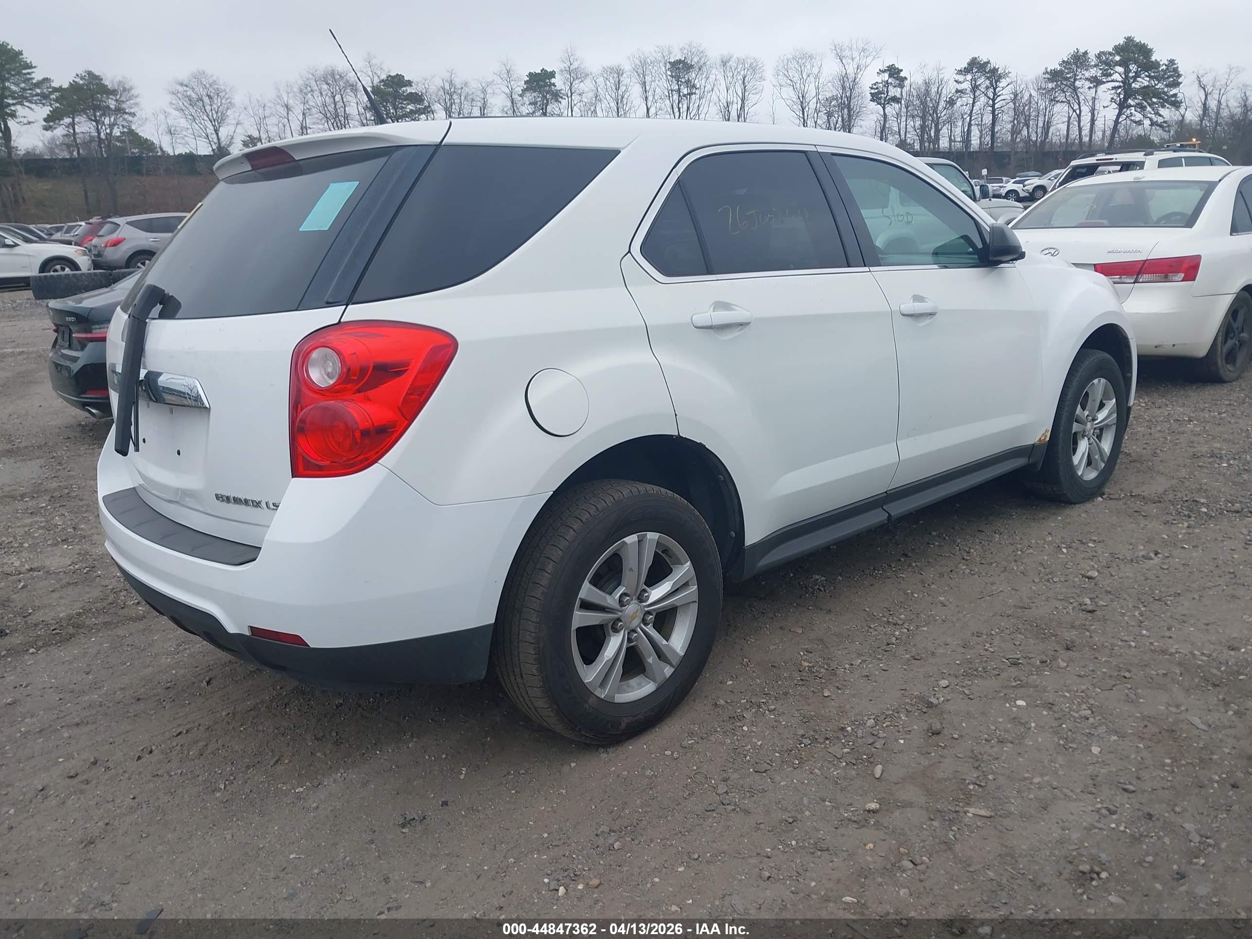 CHEVROLET EQUINOX image 4