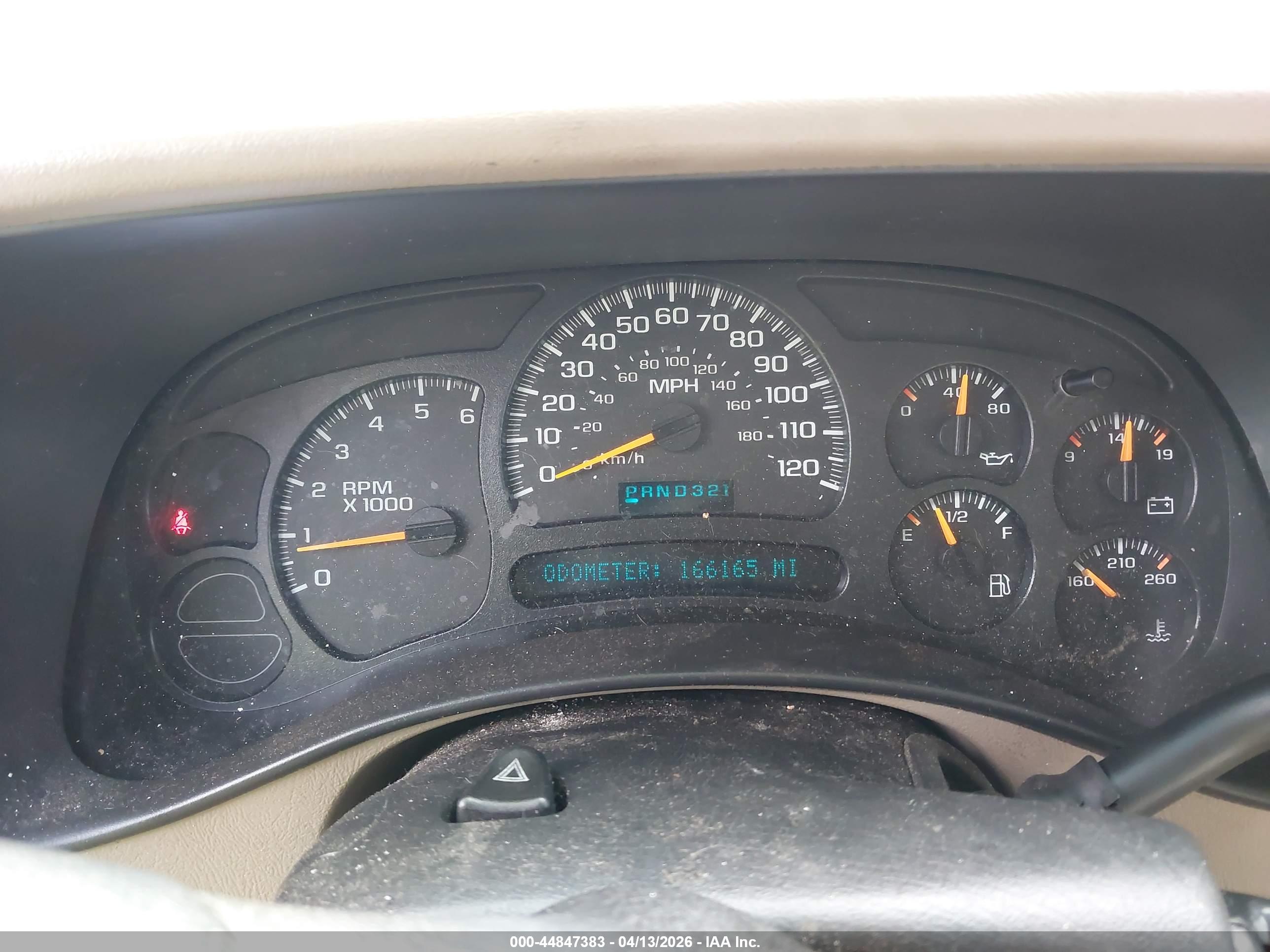 CHEVROLET TAHOE image 7