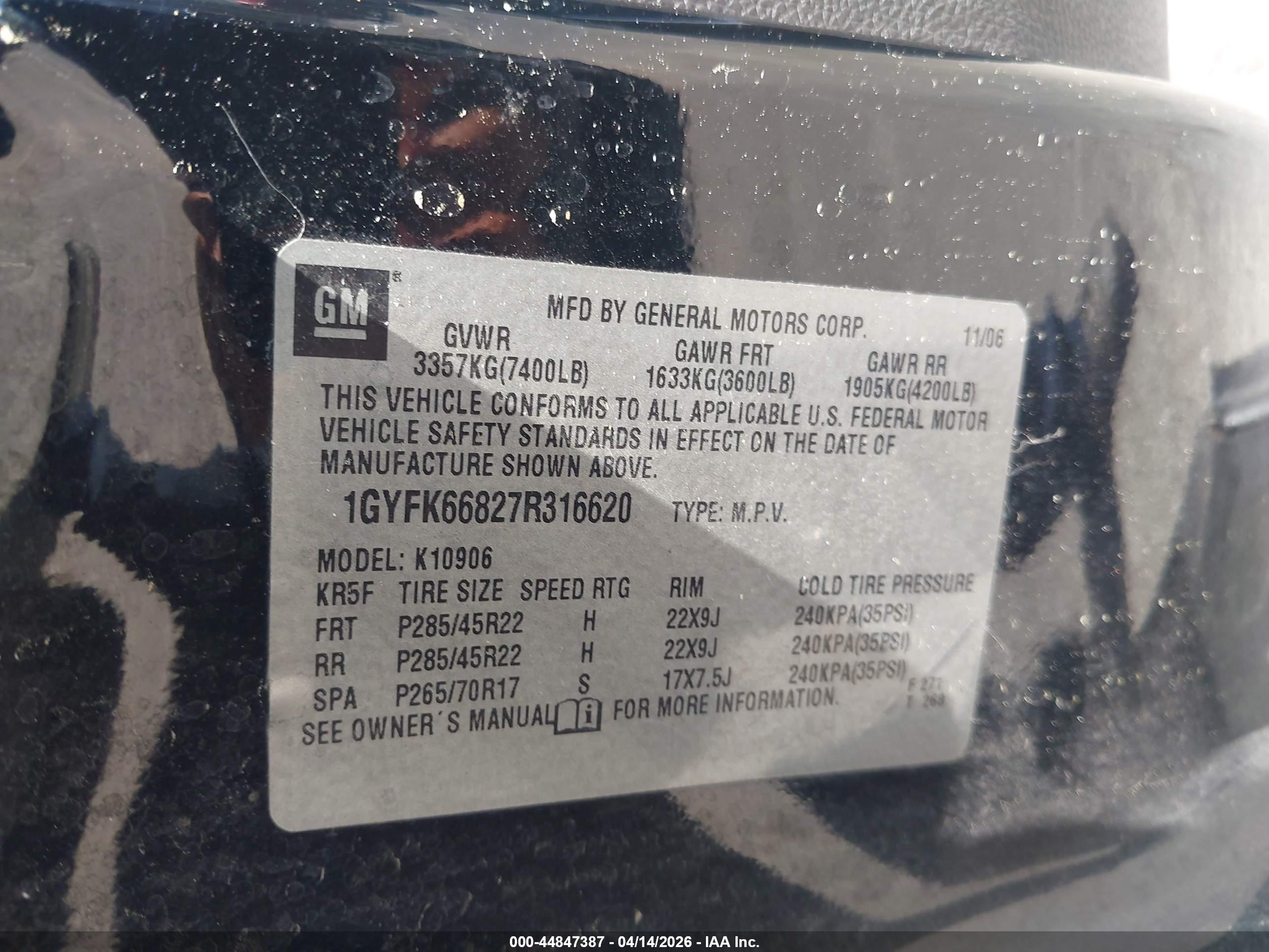 CADILLAC ESCALADE image 9