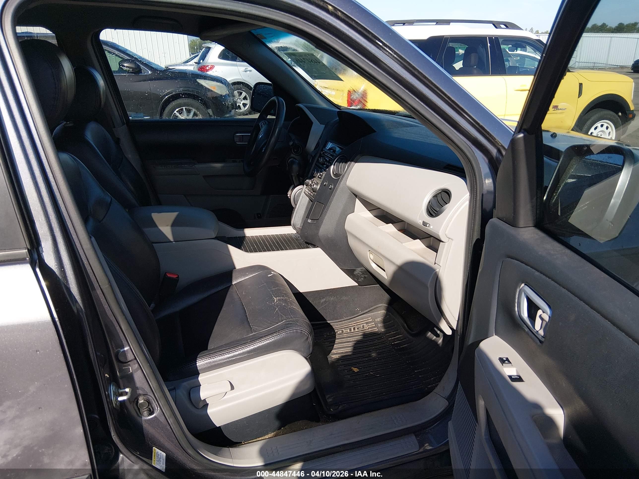 HONDA PILOT image 5