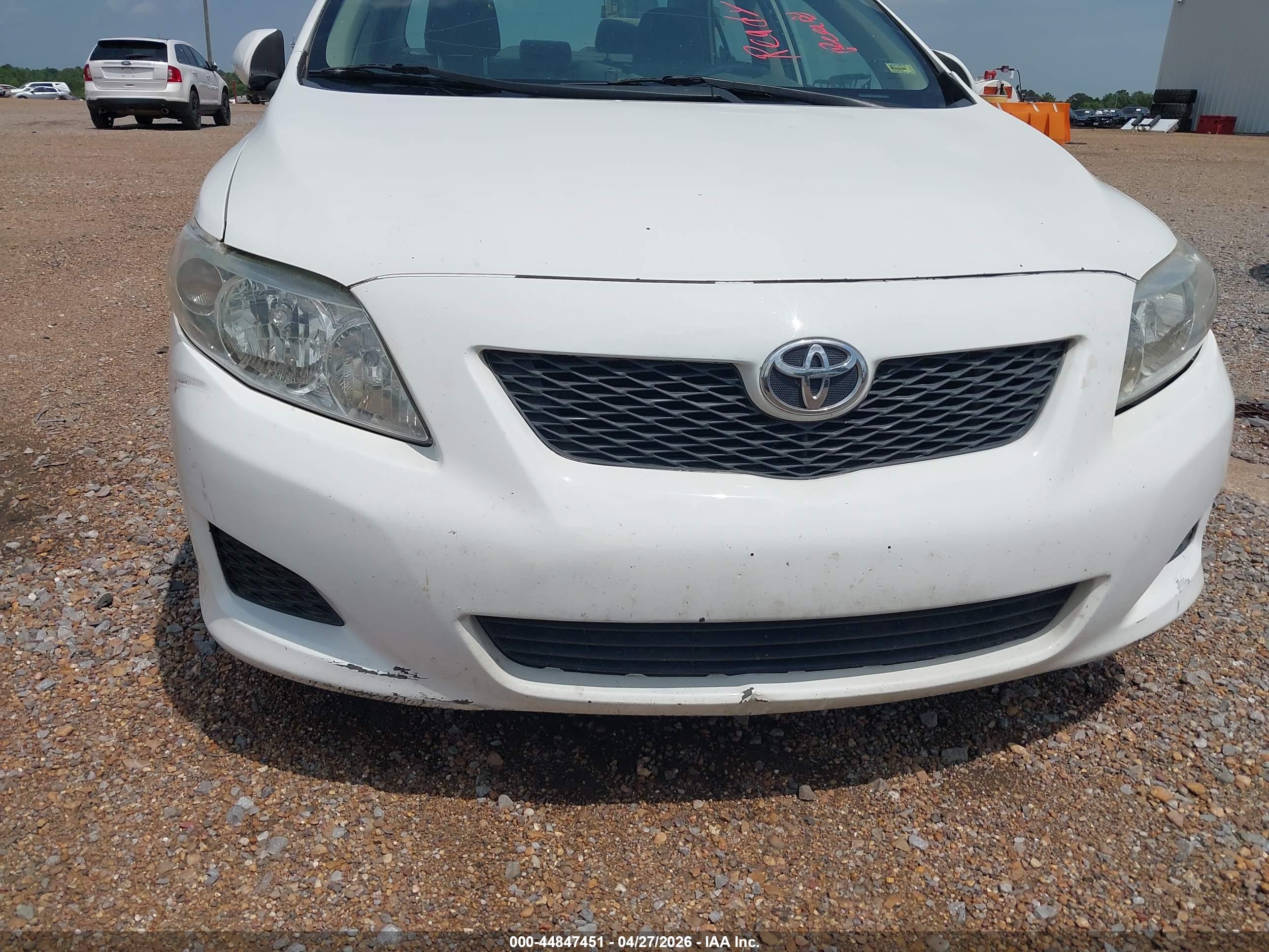 TOYOTA COROLLA image 6